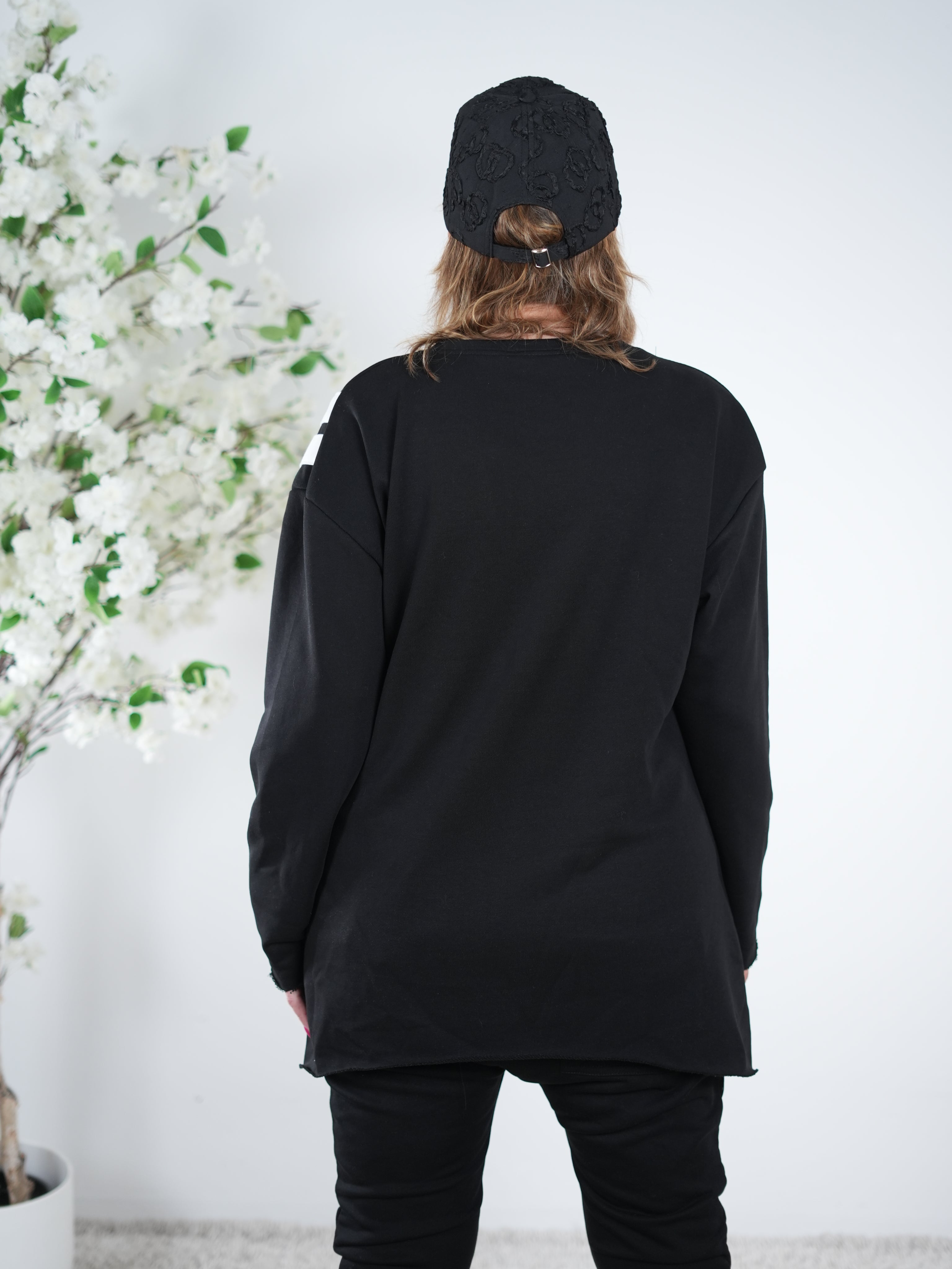 Sweaty mit breiten Streifen im Vokuhila Schnitt