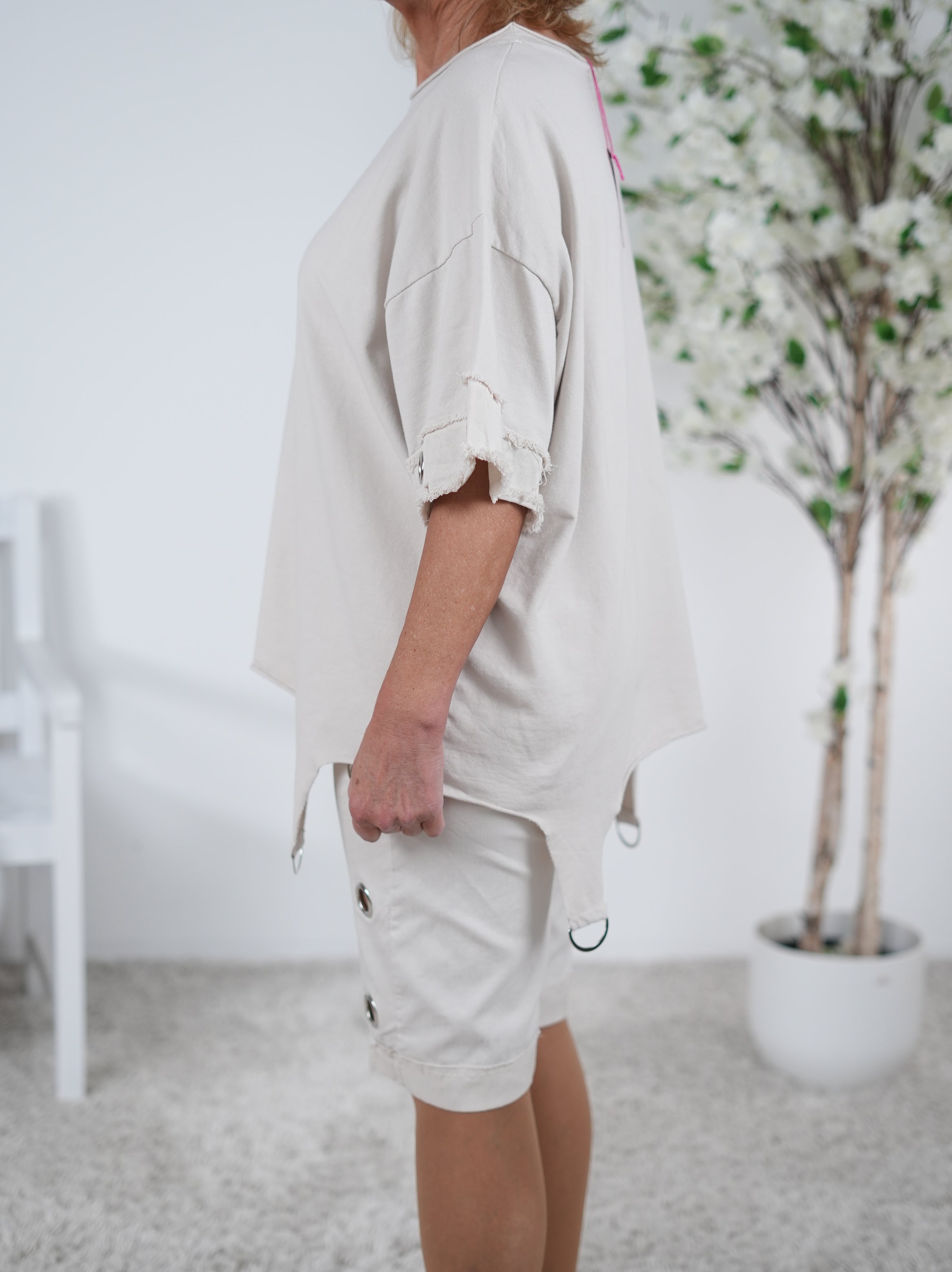 unifarbenes Shirt mit überschnittenem Arm und D-Ring