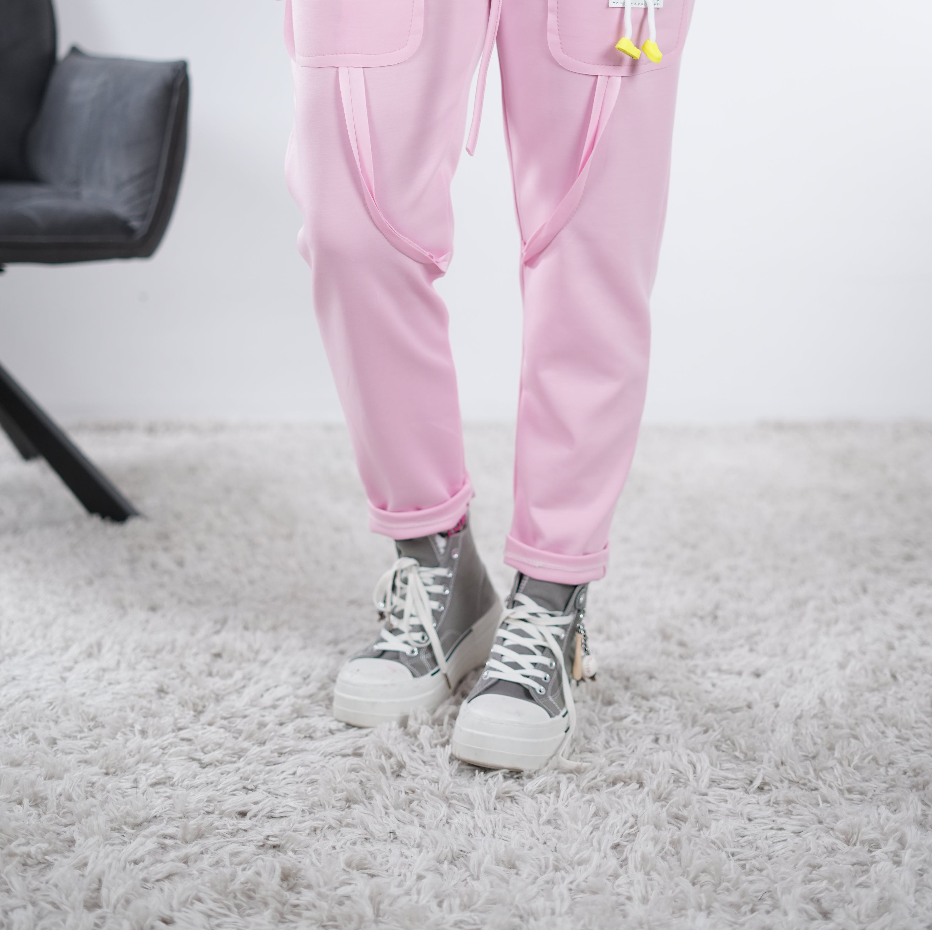 Weiche Joggy mit süßem Patch One Size (ca Größe 38-42) Rosa