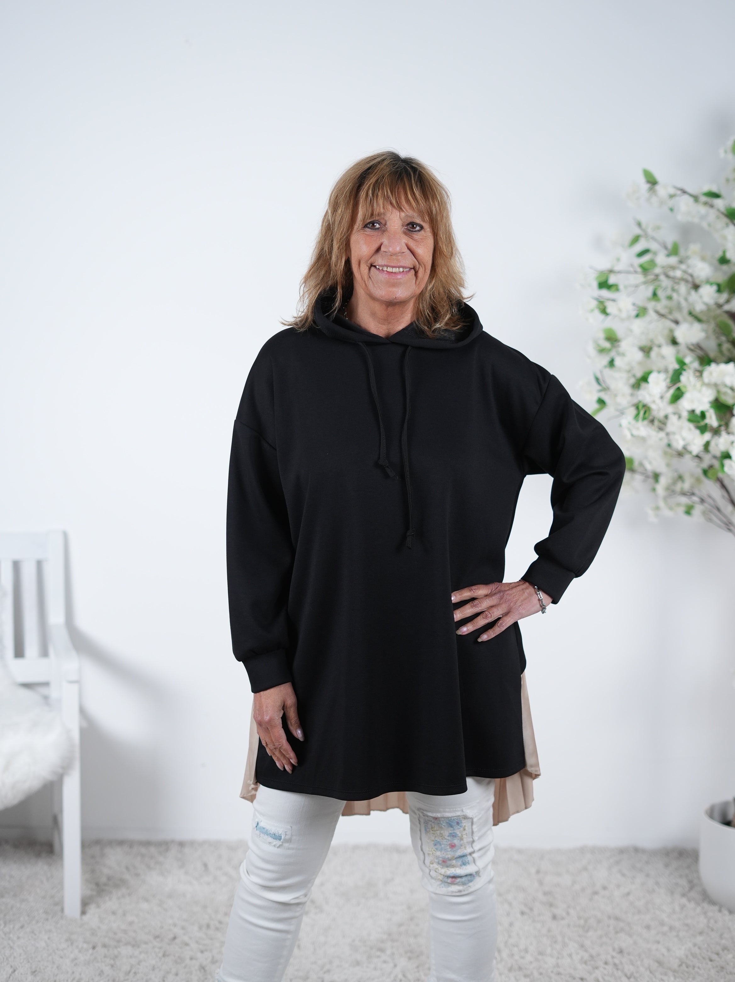 Weicher Hoody mit Plissee One Size (ca Gr. 40 "oversize"-44 46) Schwarz