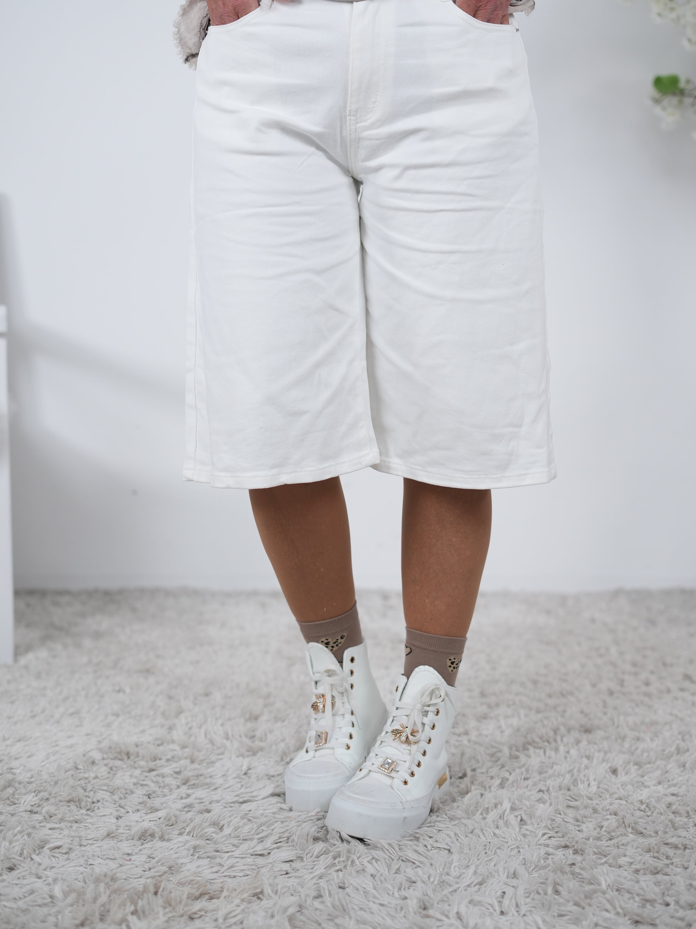 Weiße Jeans Short, weit geschnitten