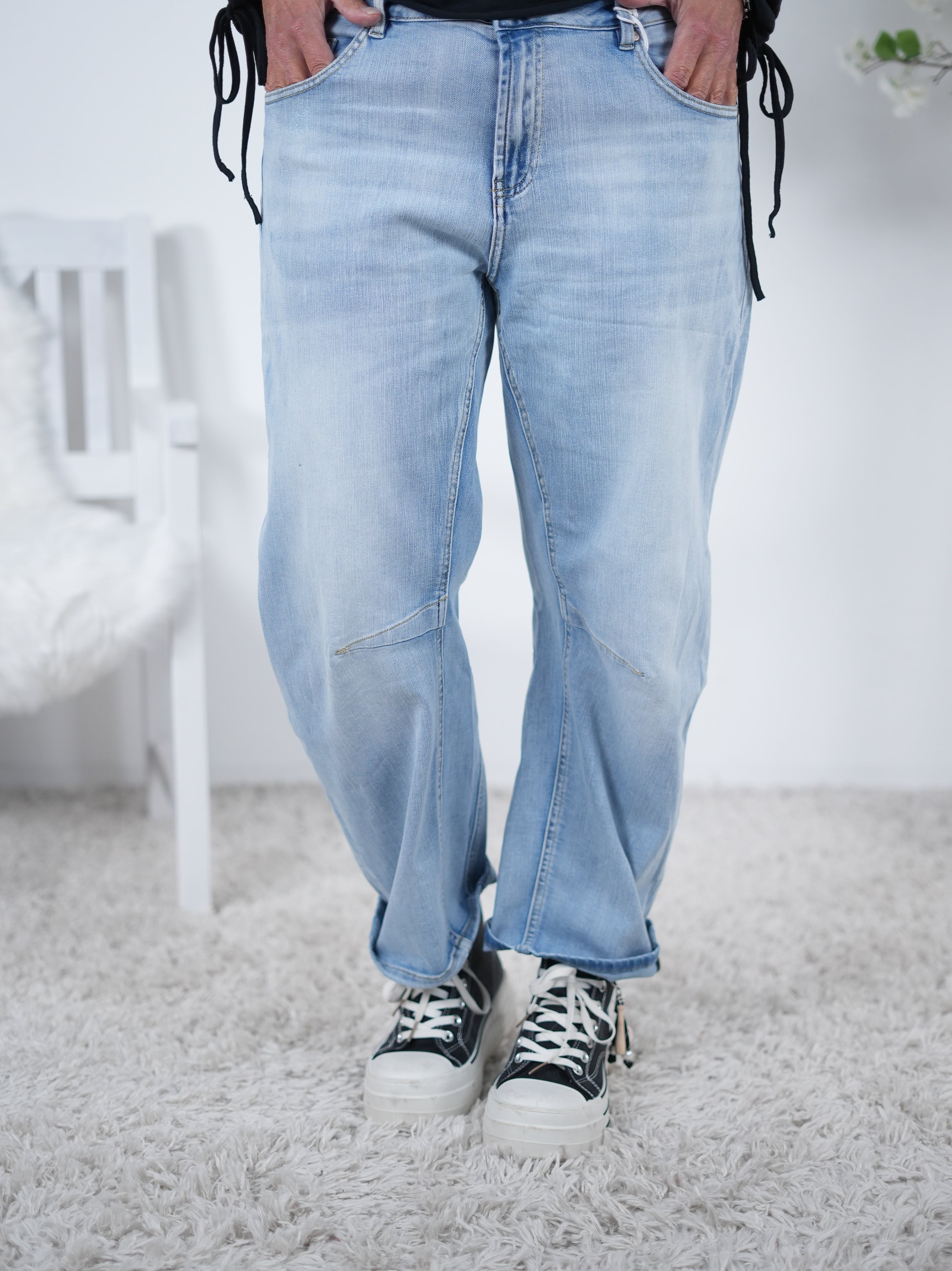 Weite Bottle-Jeans, blau