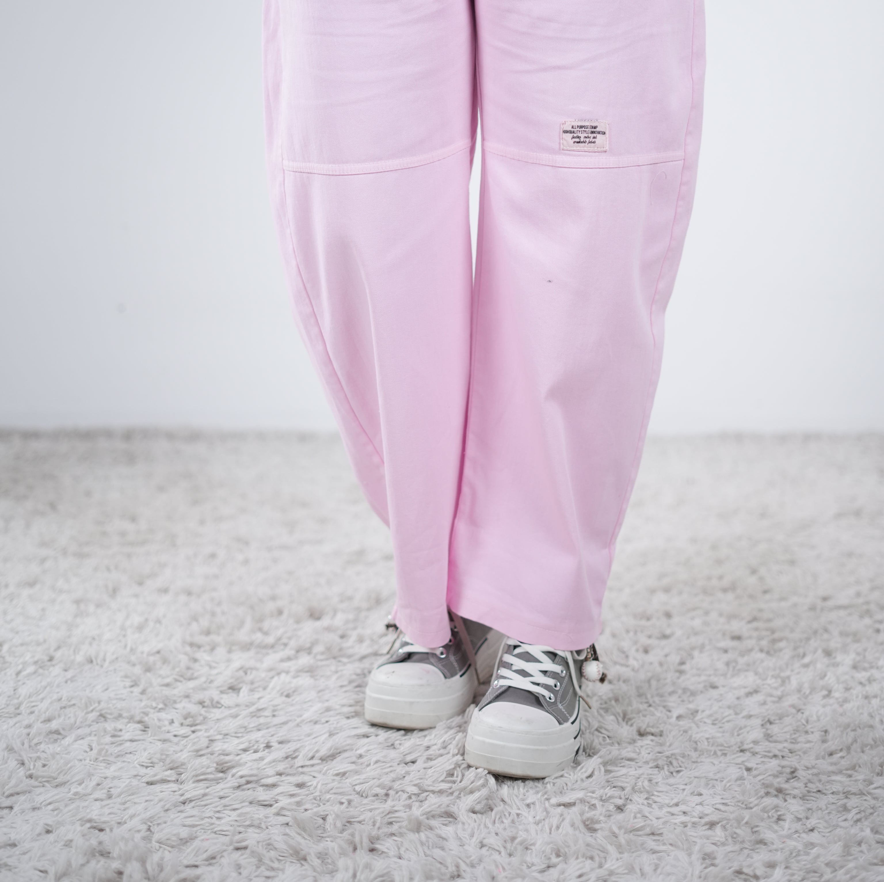 Wide Leg Pants mit kleinem Patch One Size (ca Gr. 38-42) Babypink