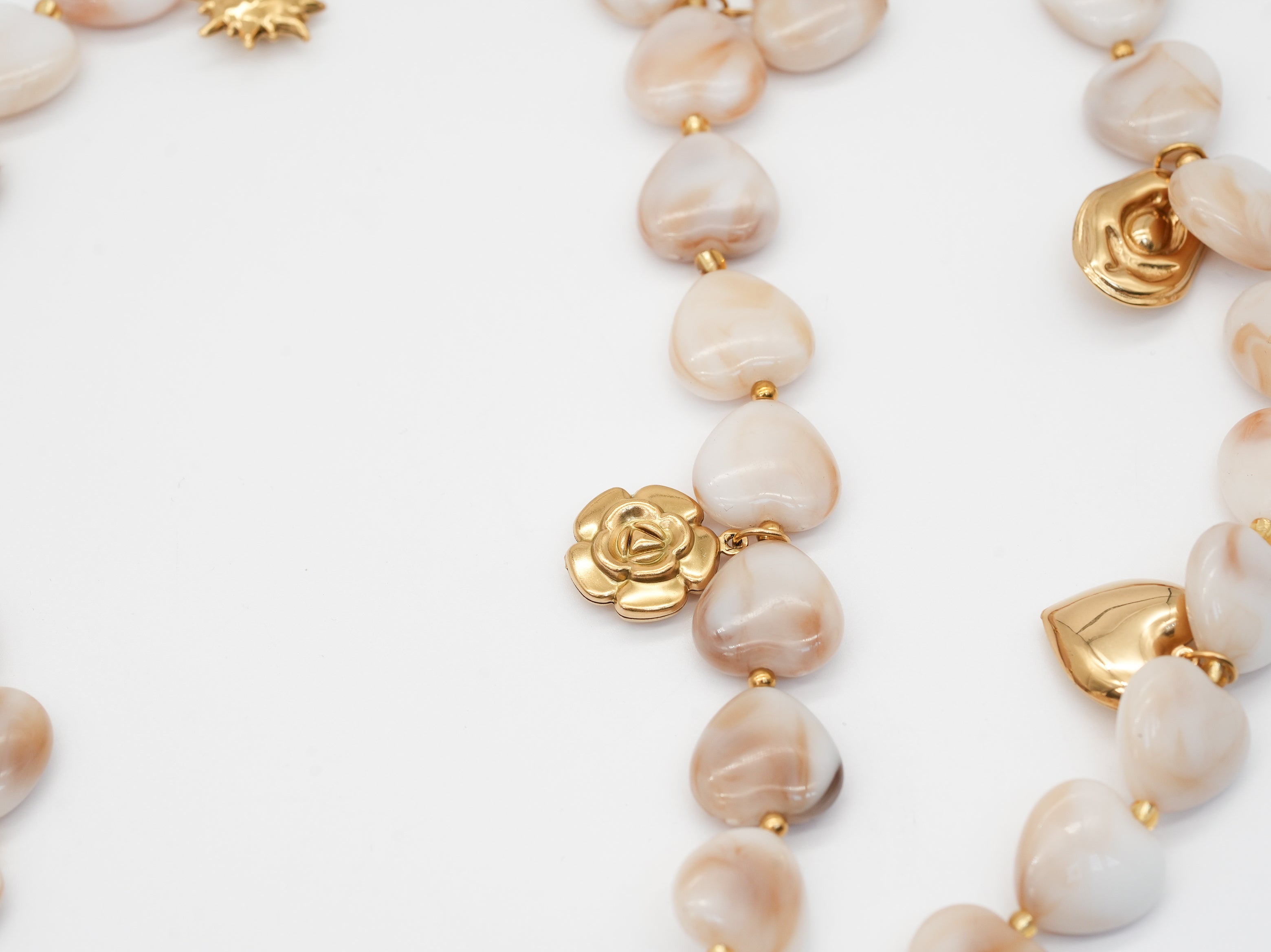 Modeschmuck Kette mit Herz in Natur Tönen