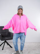 Warme oversize Sweaty-Jacke mit Leomuster One Size (ca Gr 42 "oversize"-48) Neon Pink uni