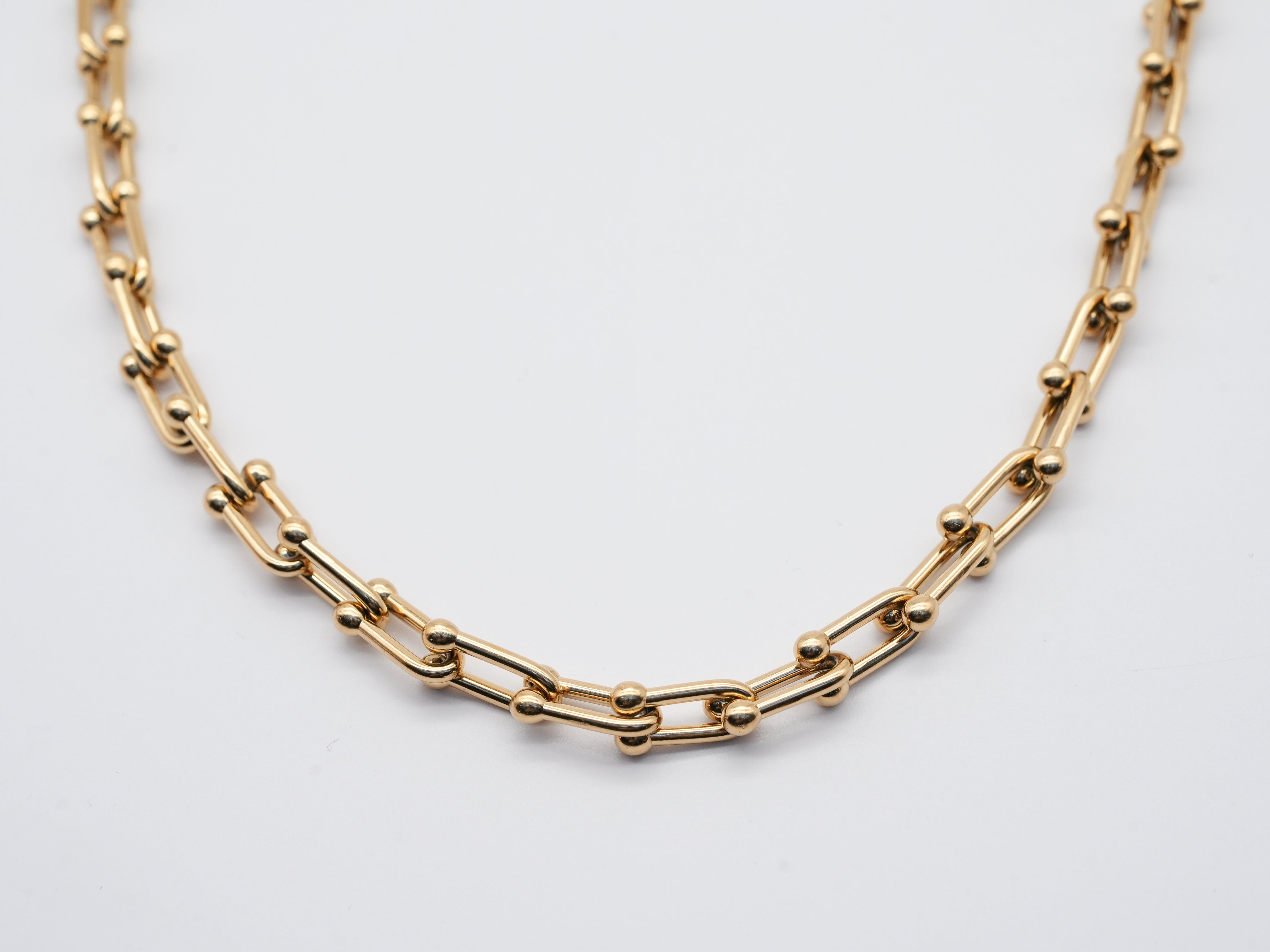 Edelstahlhalskette mit Gliederdesign