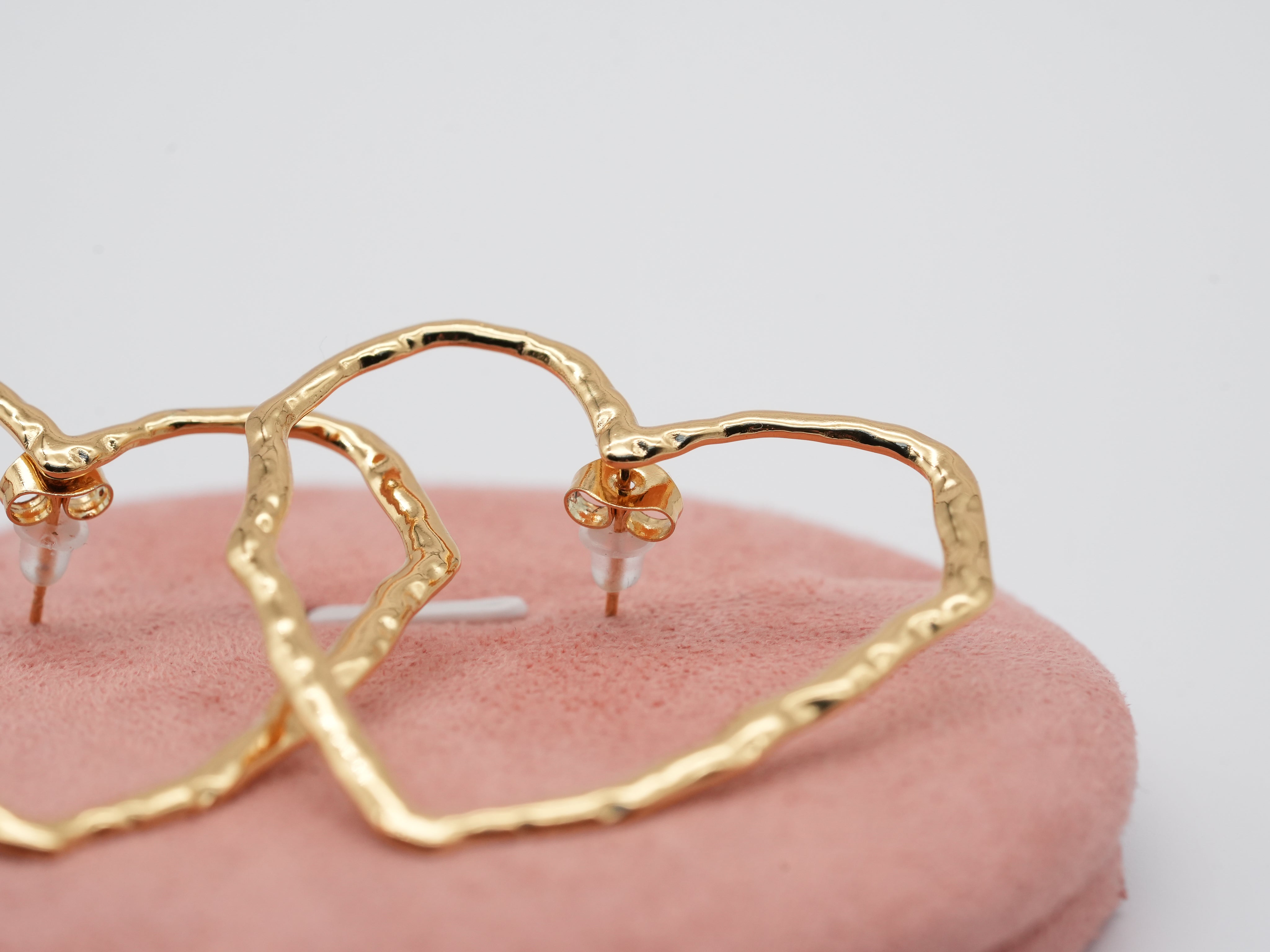 Herzförmige Edelstahlohrringe