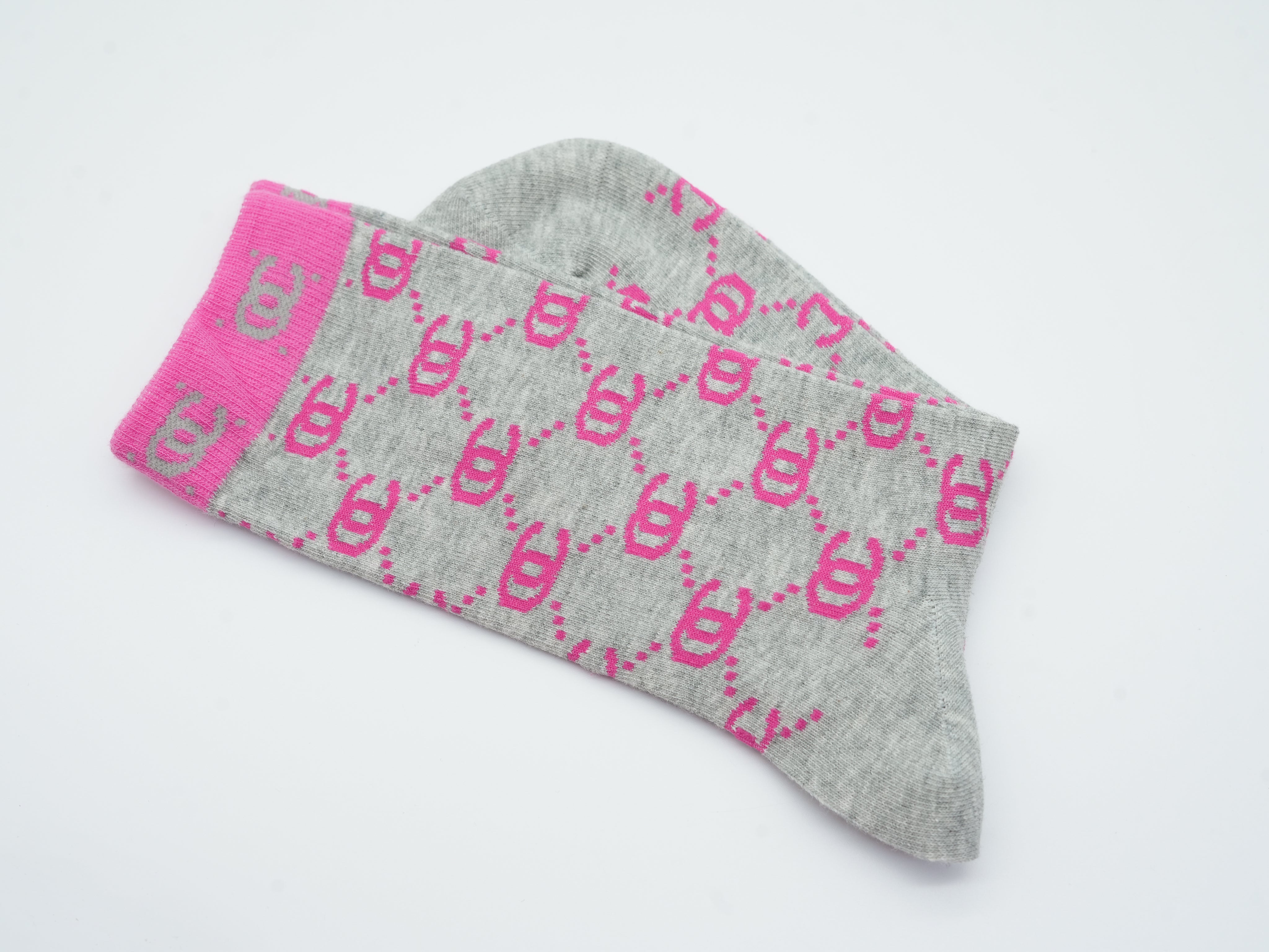 Socken im pink-grauen Design