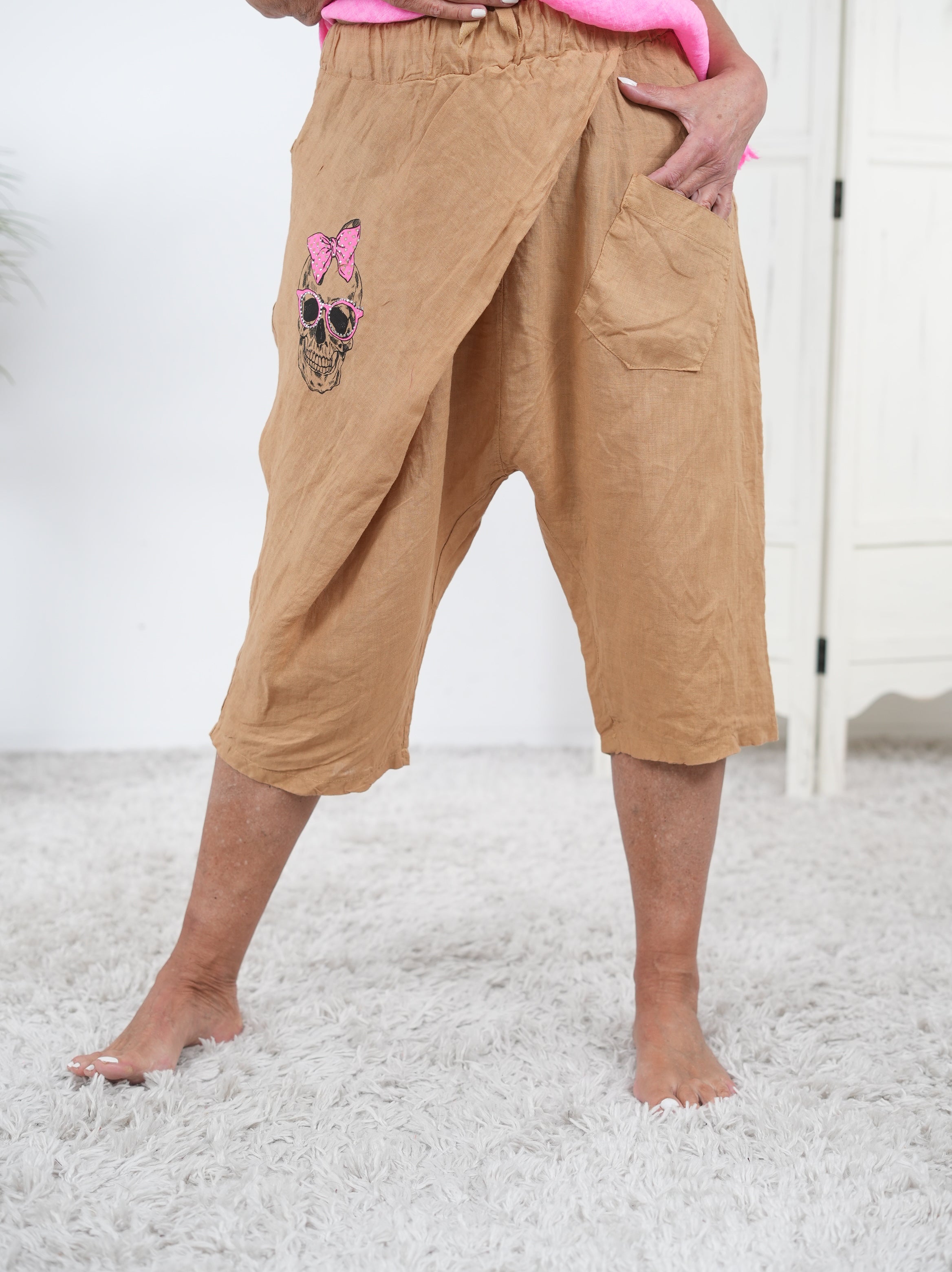 Leinen Baggy mit Totenkopf Print