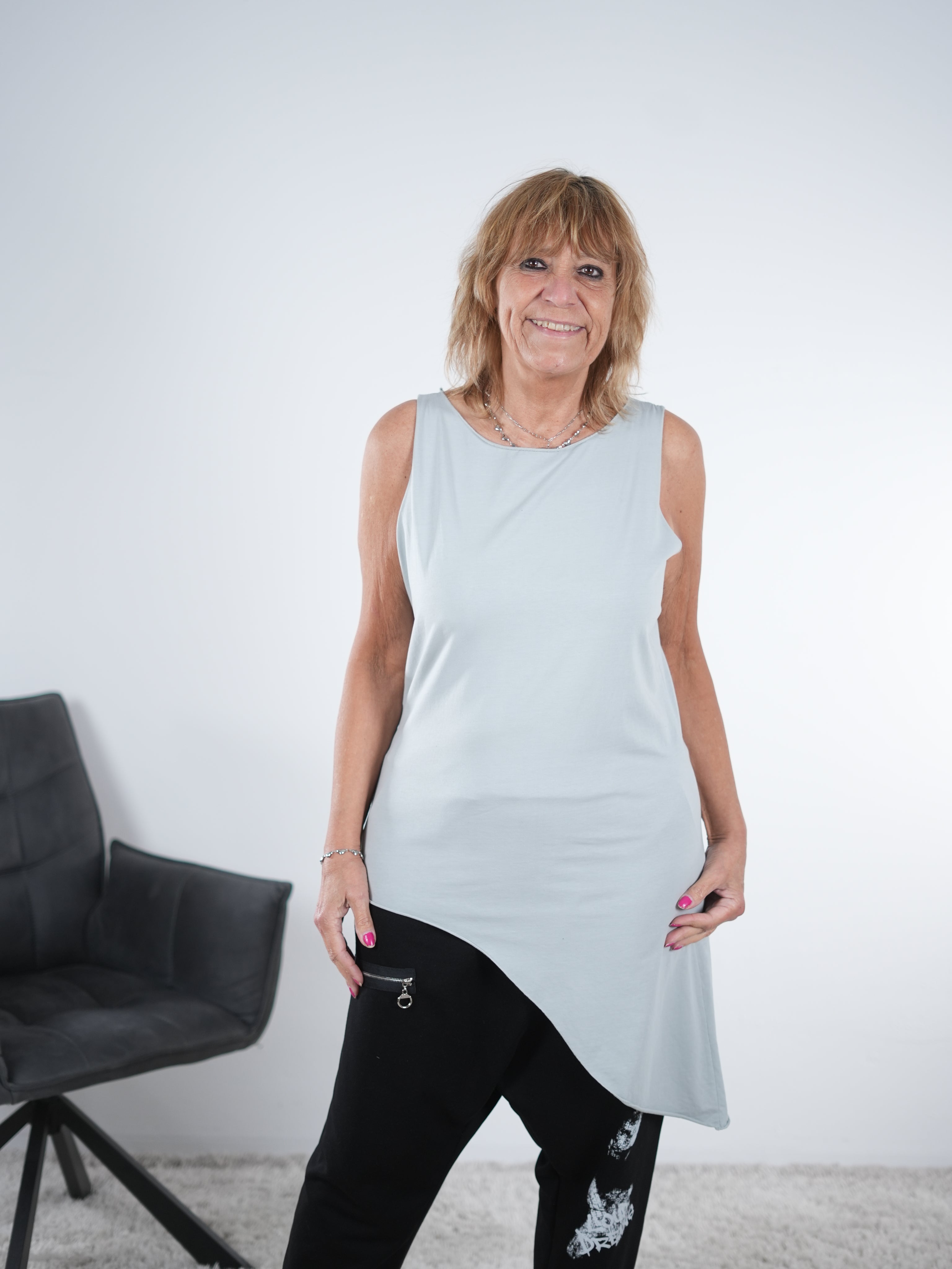 Basic Top im asymmetrischem Schnitt One Size (ca Größe 38-42 44) Grau