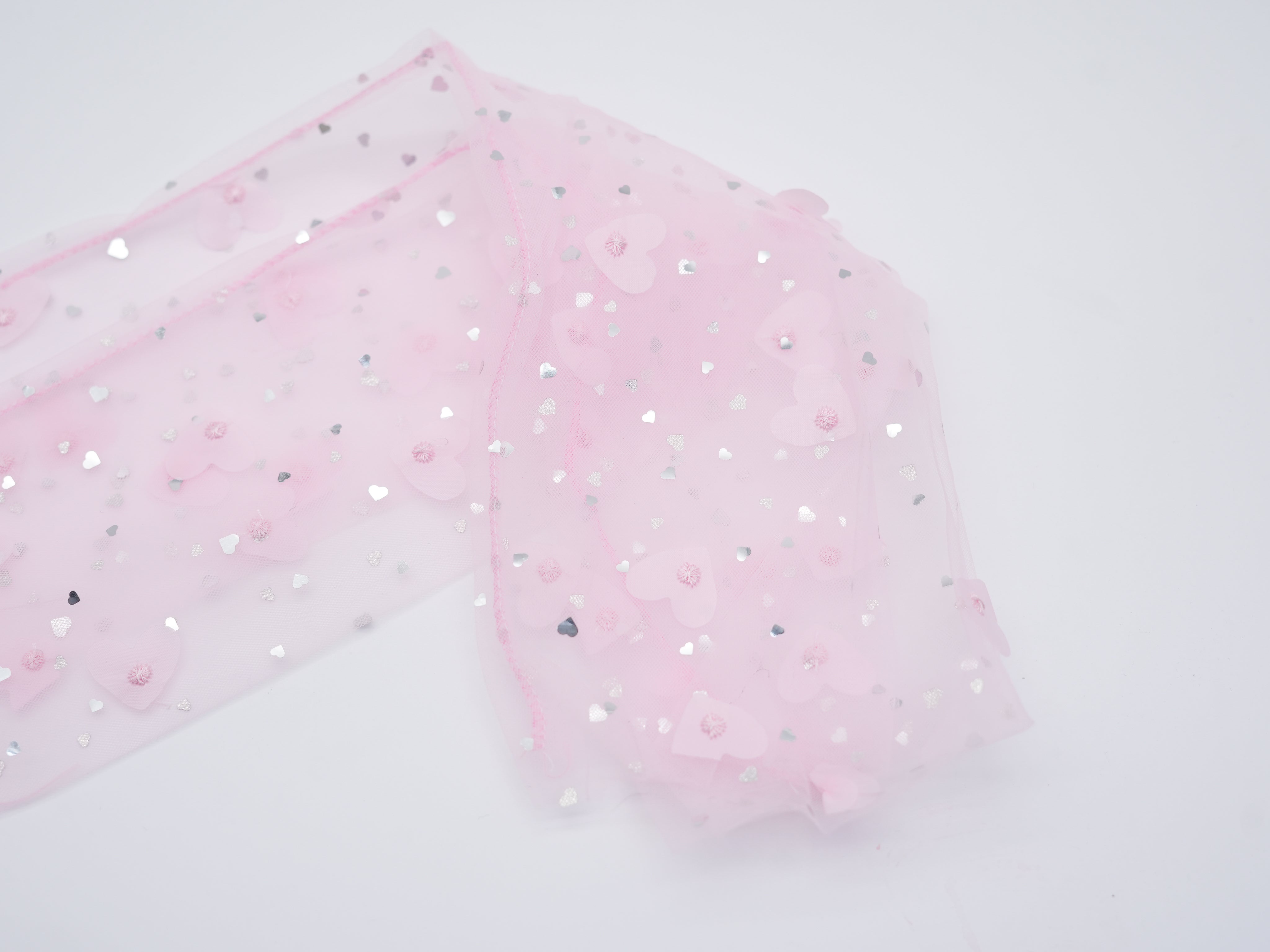 transparente Socken mit rosanem Schimmer