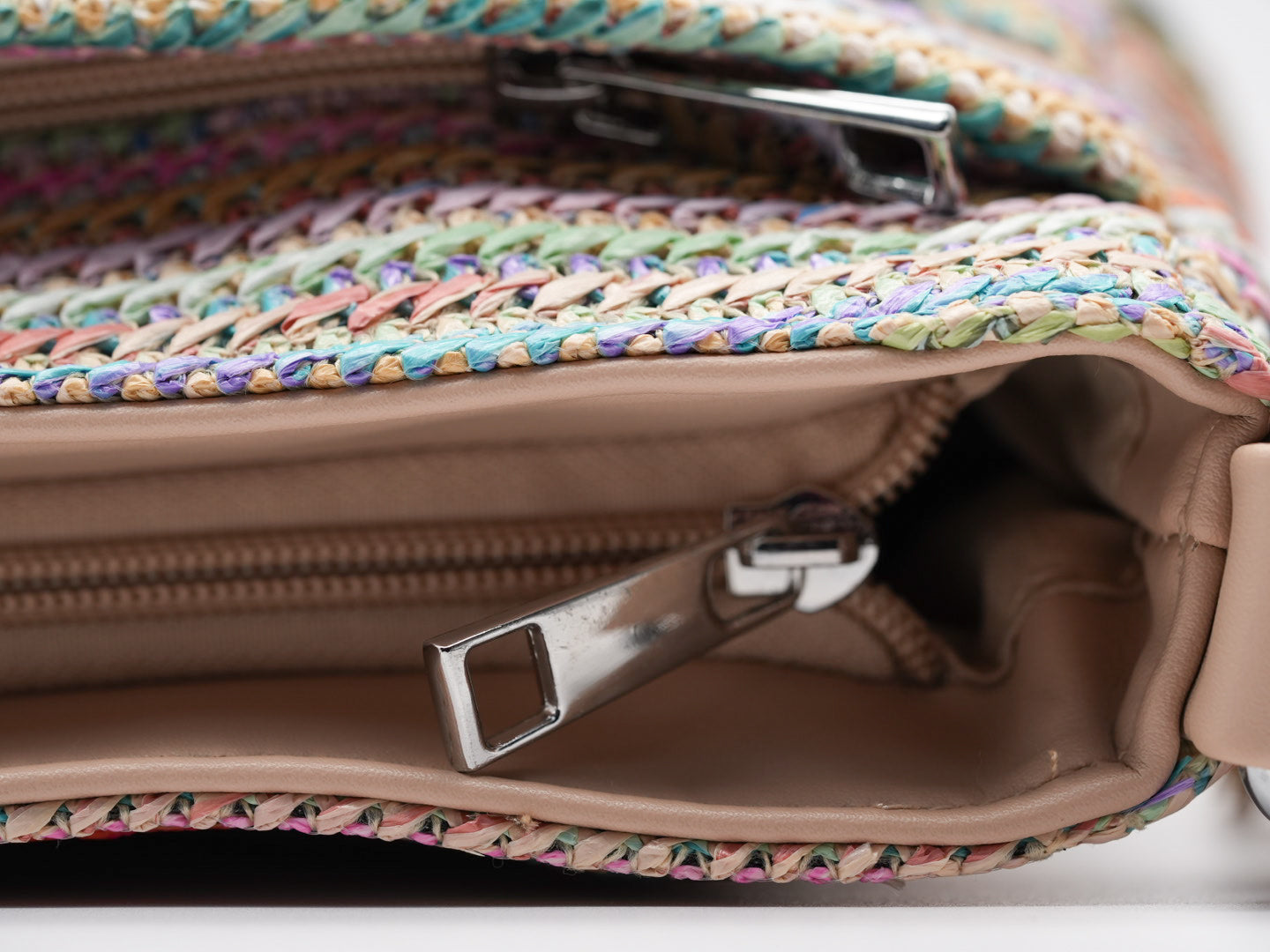 Geflochtene Crossbag mit Fransen Detail