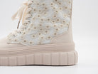 Beige Boots mit Blümchen verziert