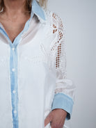 Bluse mit Jeansdetails & Stickerei