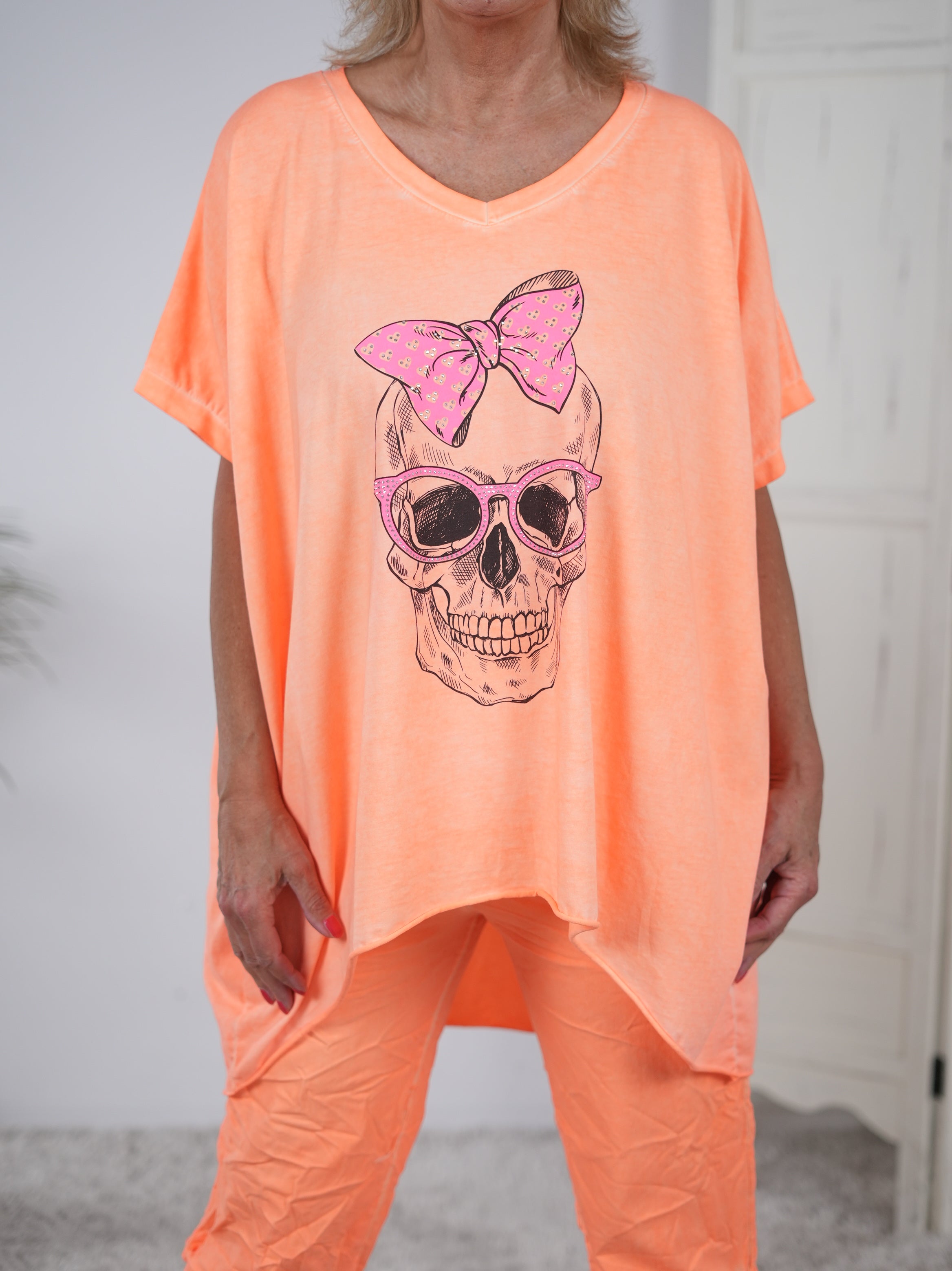 oversize Shirt mit Skull Print und Strasssteinen