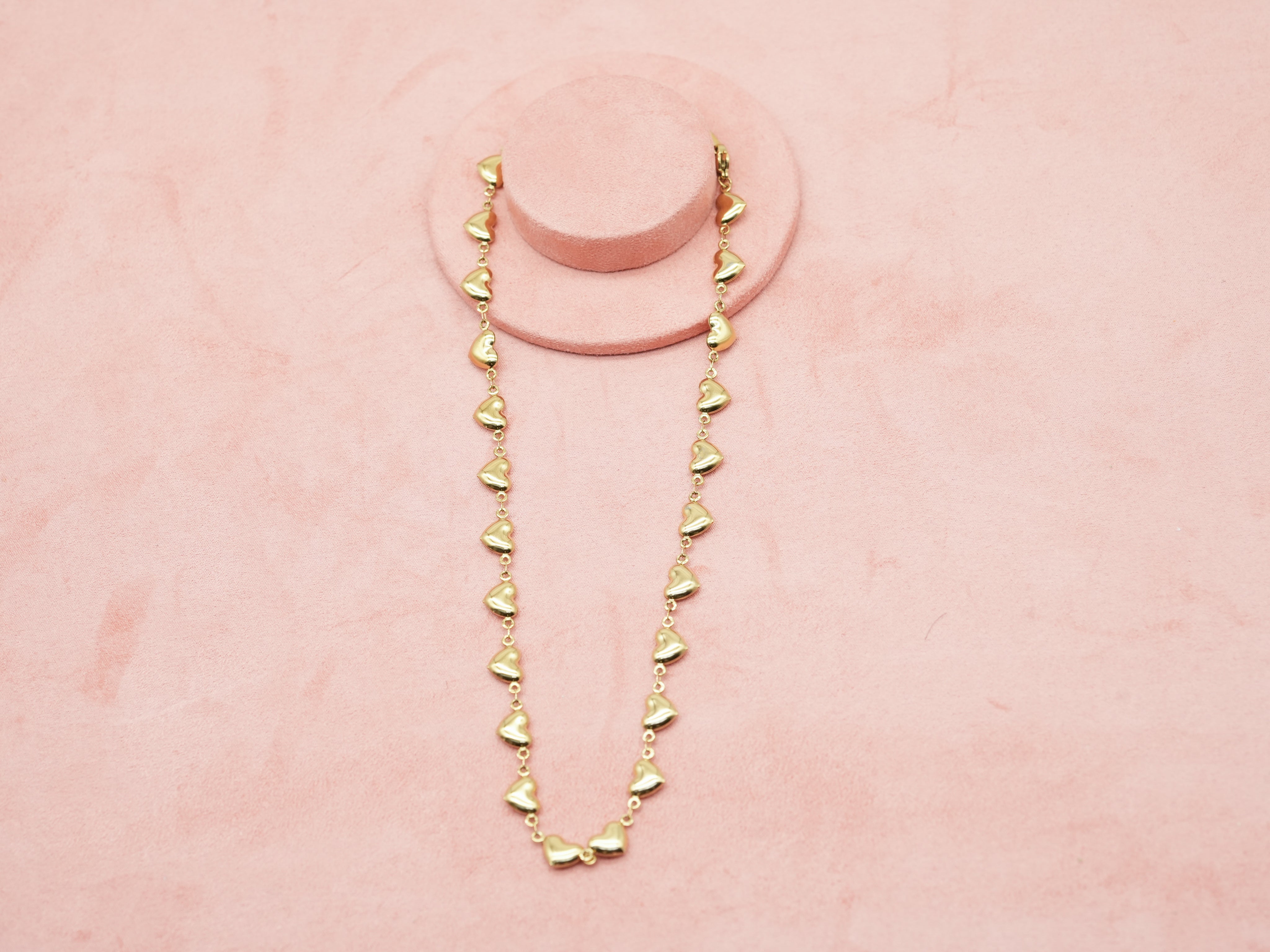 Niedliche Edelstahl-Kette mit kleinen Herzen