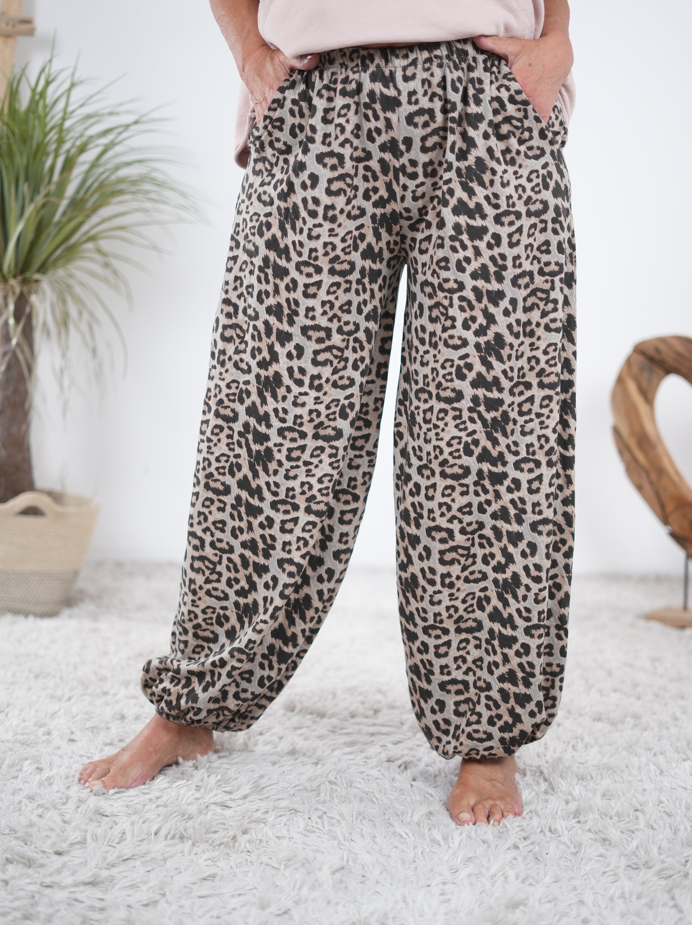 Baumwoll-Pumphose im Leo Look Taupe