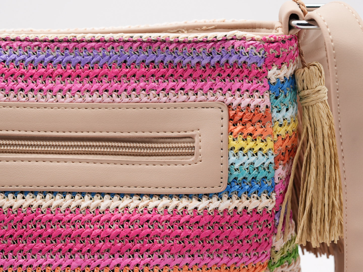 Geflochtene Crossbag mit Fransen Detail