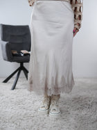 Satin Rock mit Spitze verziert