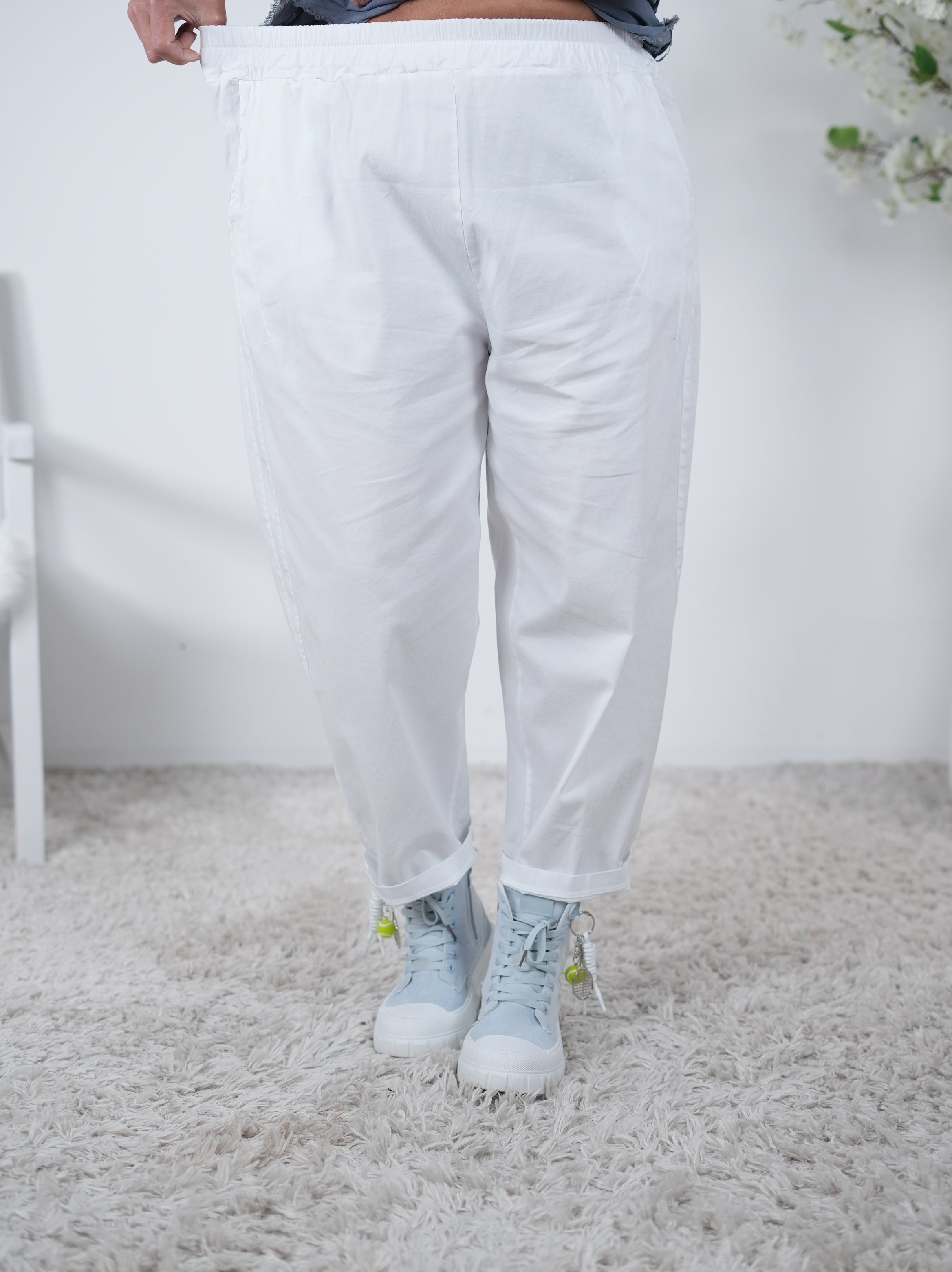 Weite Bottle Pants mit Gummizug Einheitsgröße (ca Gr. 40-44 46) Weiß