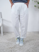 Weite Bottle Pants mit Gummizug