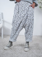 Ausgefallene Haremshose im Leo Look Einheitsgröße (ca Gr. 40 42-46) Weiß