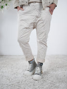 Baggy mit Nieten verziert One Size (ca Gr. 40-44) Beige