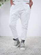 Baggy mit Nieten verziert One Size (ca Gr. 40-44) Weiß