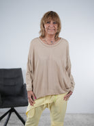 Basic langarm Shirt in verschiedenen Farben One Size (ca Gr. 40 "oversize"-46) Camel