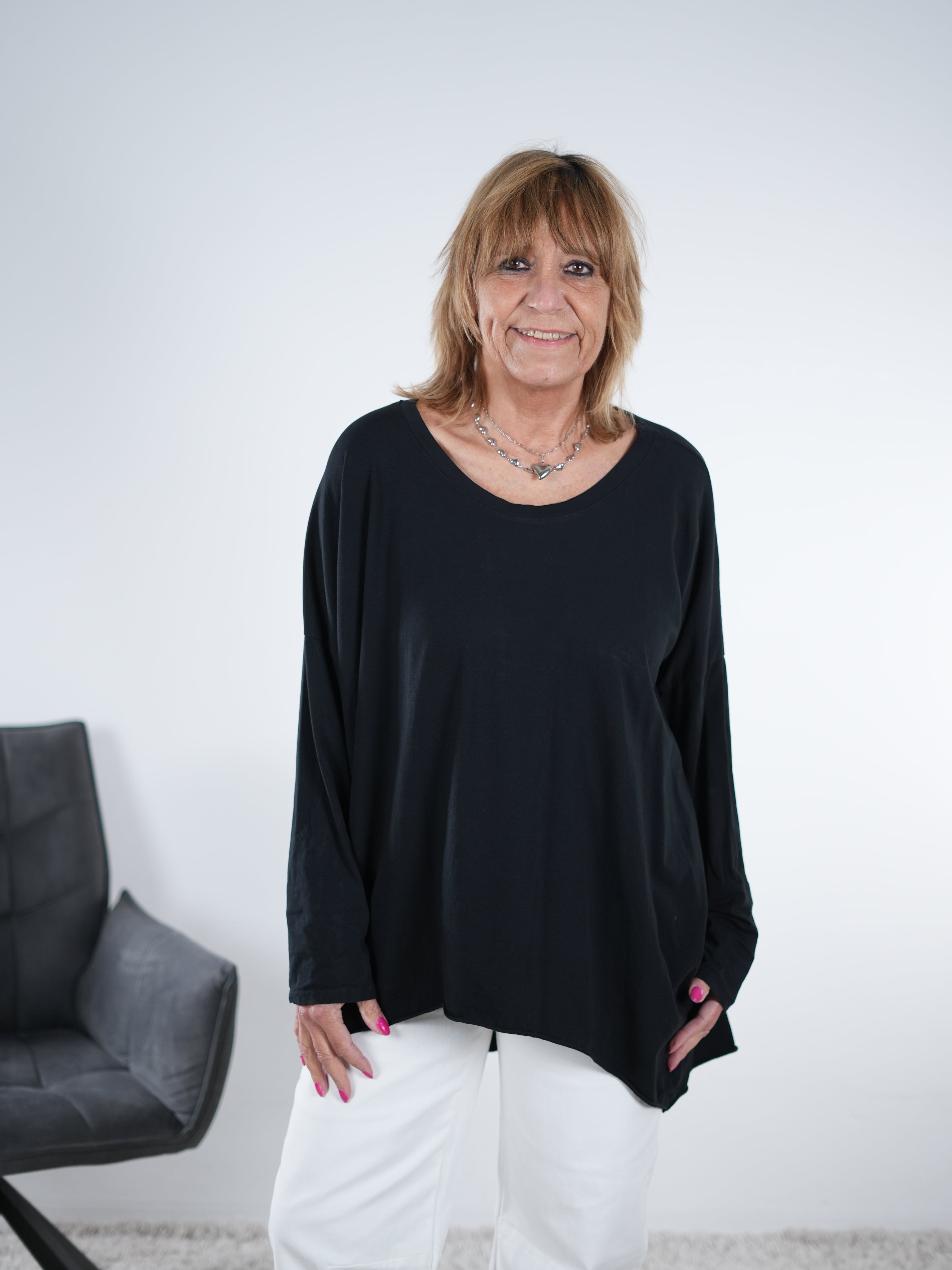 Basic langarm Shirt in verschiedenen Farben One Size (ca Gr. 40 "oversize"-46) Schwarz