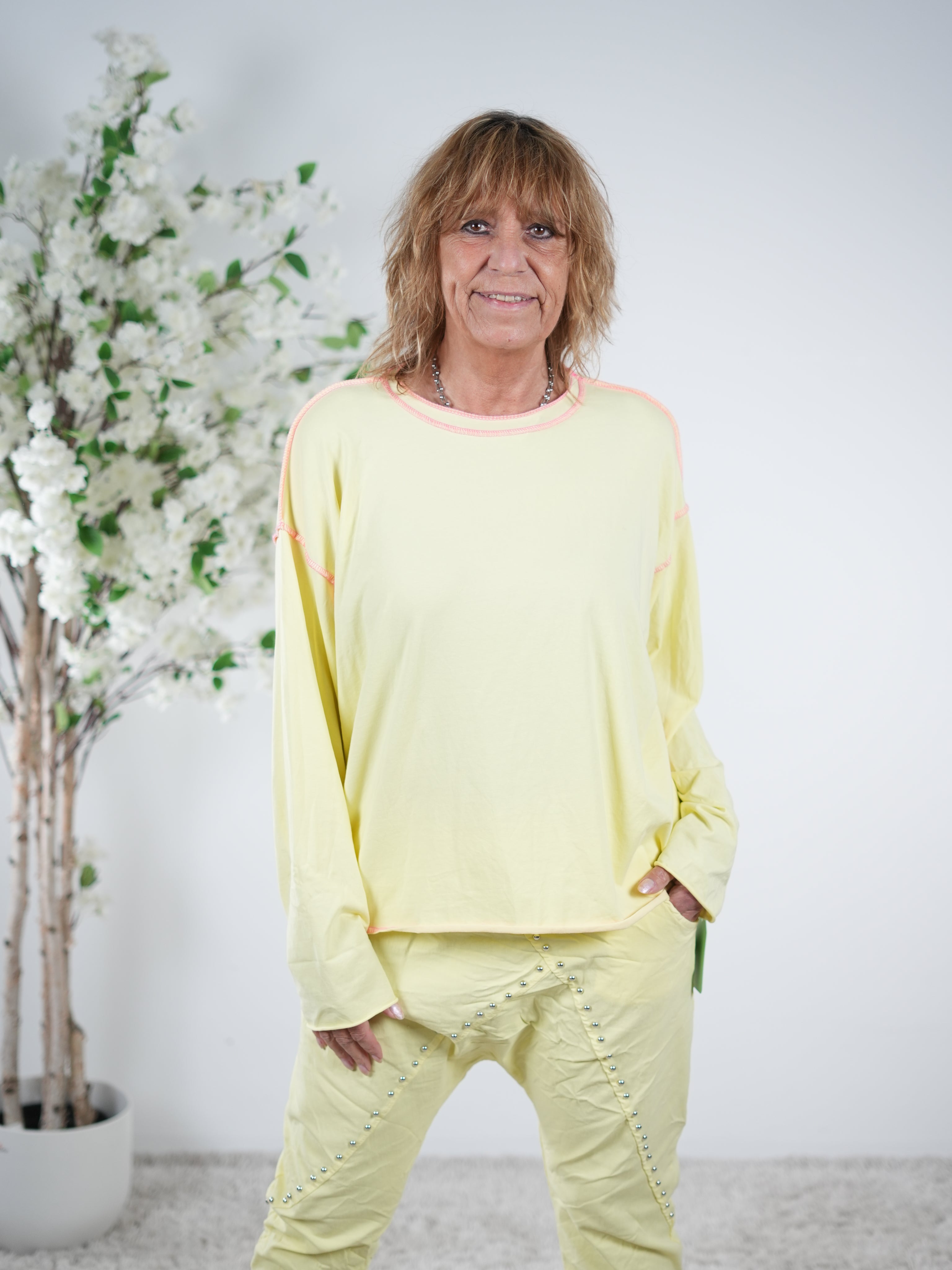 Basic Longsleeve mit farbigen Außennähten One Size (ca Größe 38-44) Gelb