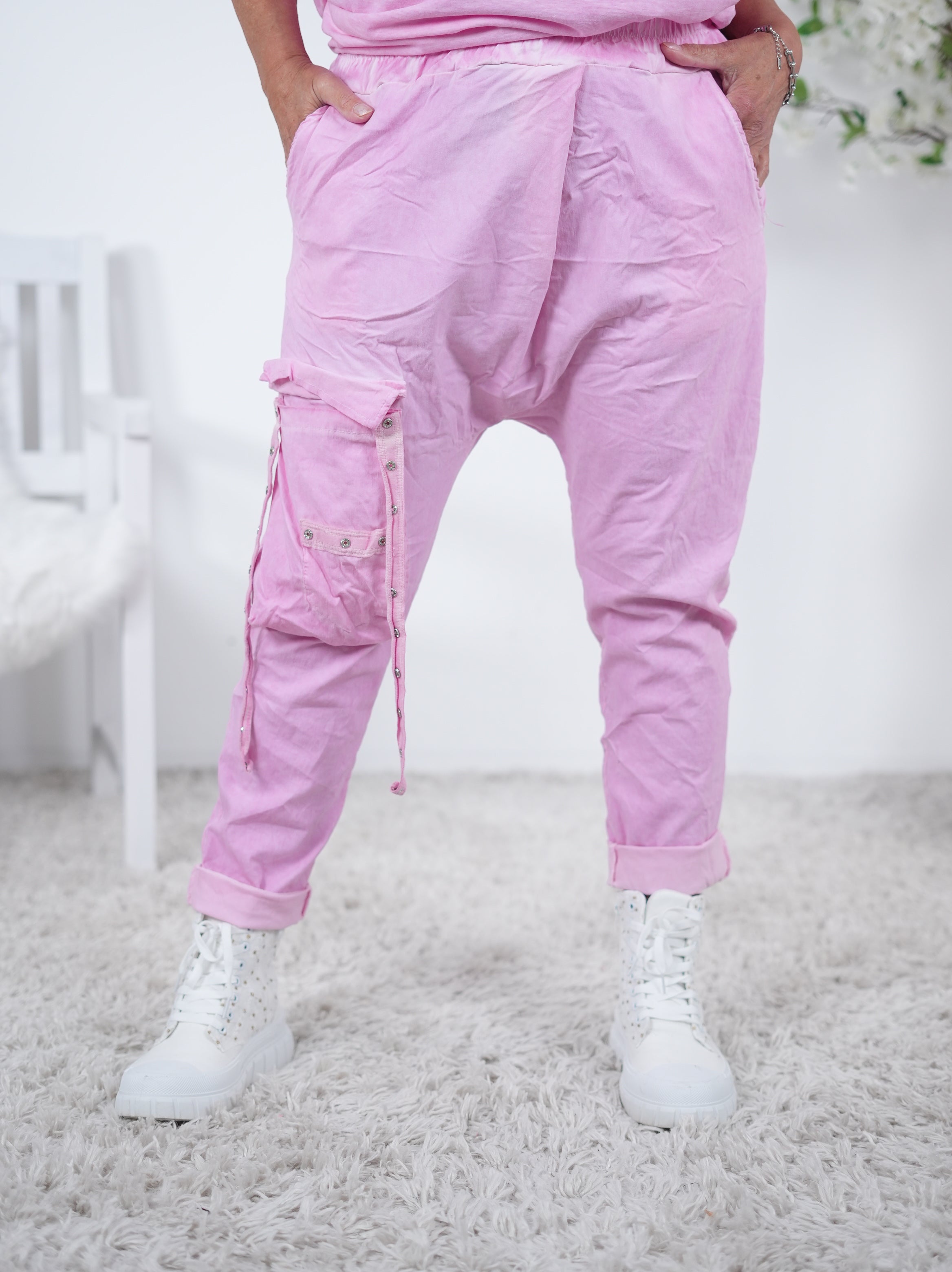 Bequeme Baggy mit aufgesetzter Tasche One Size (ca Gr. 40-44) Pink