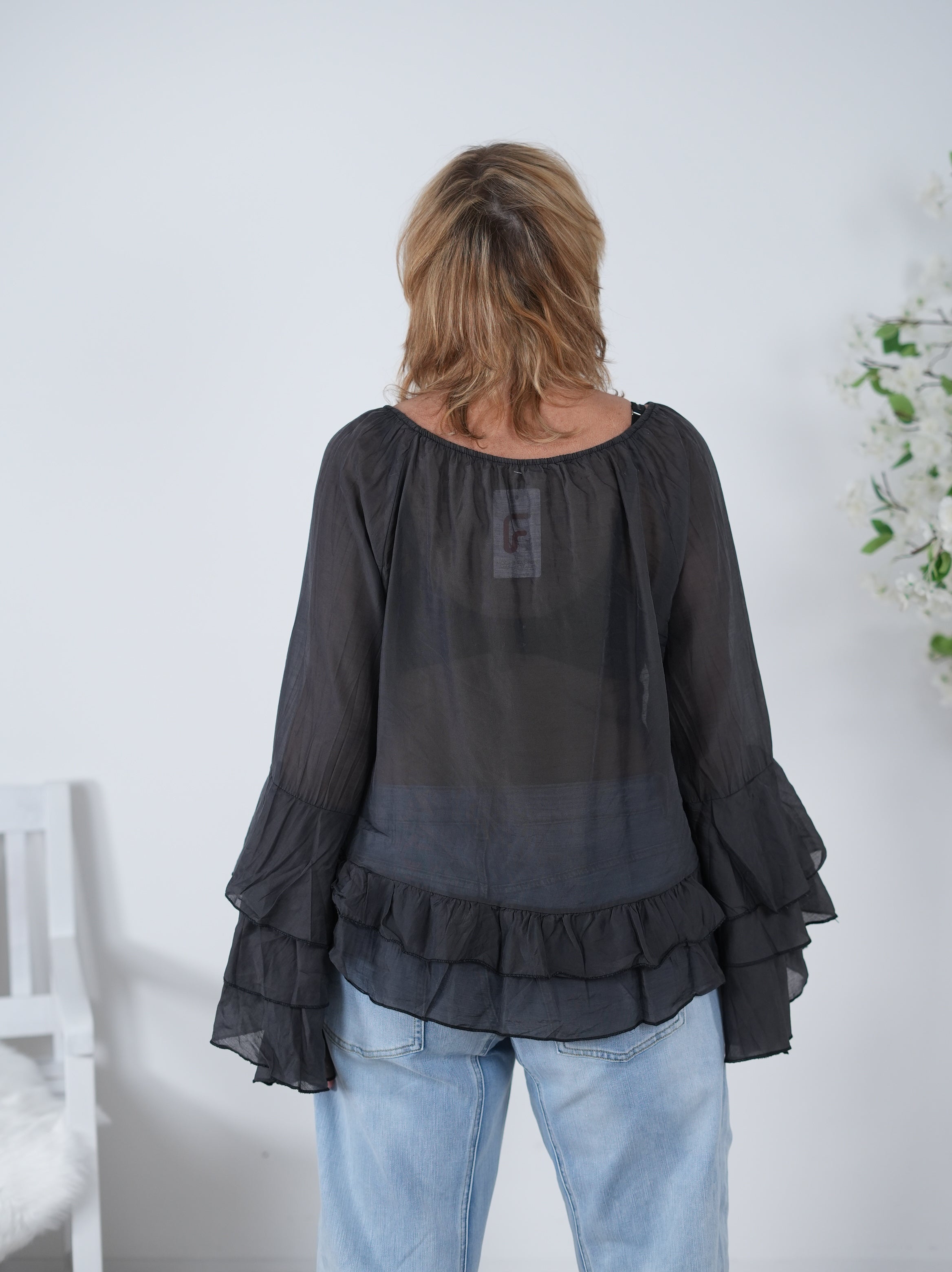 Bluse mit weiten Rüschenärmeln