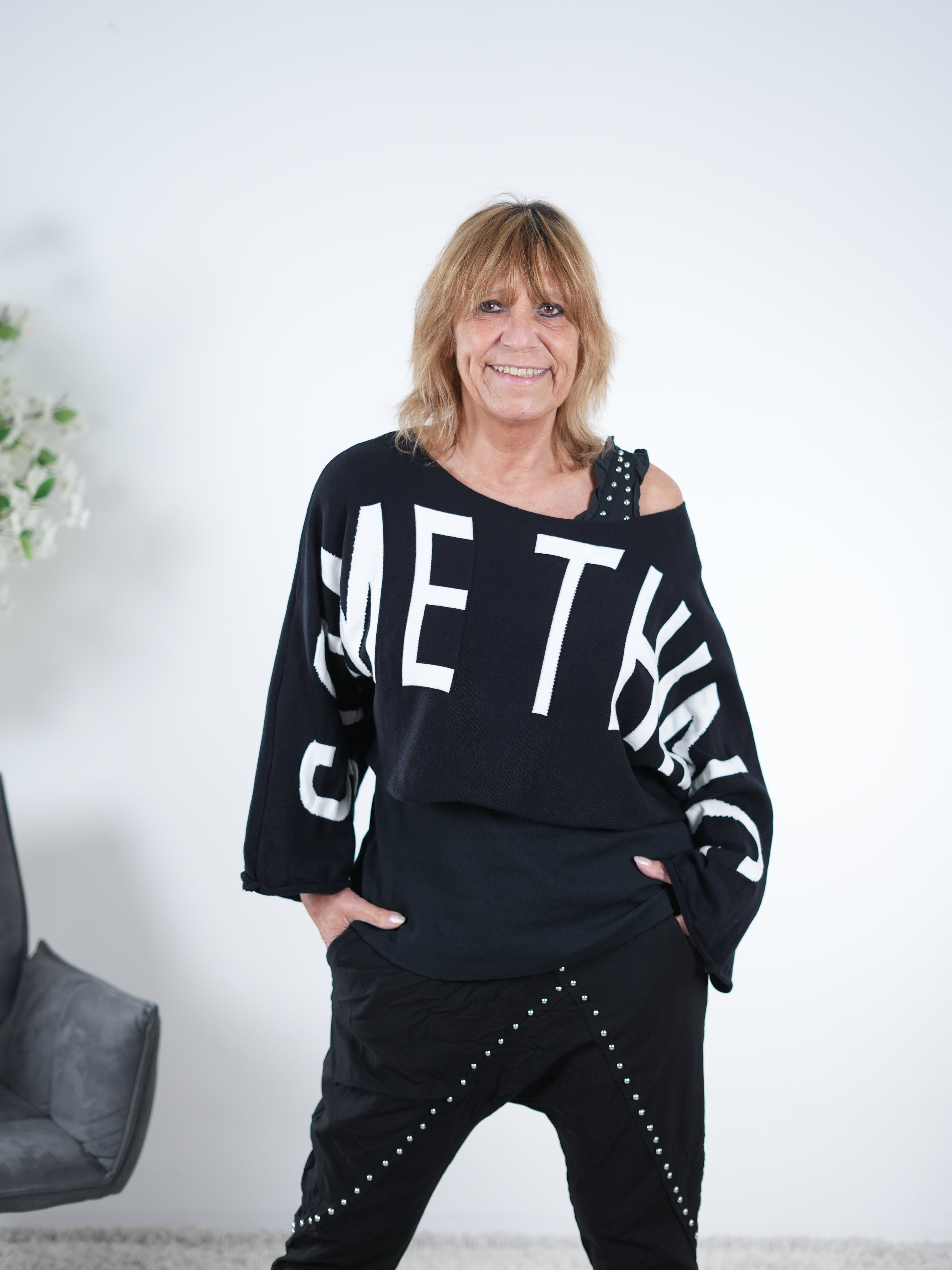 Crop Pulli aus Strick One Size (ca Gr. 38 "oversize"-46) Schwarz