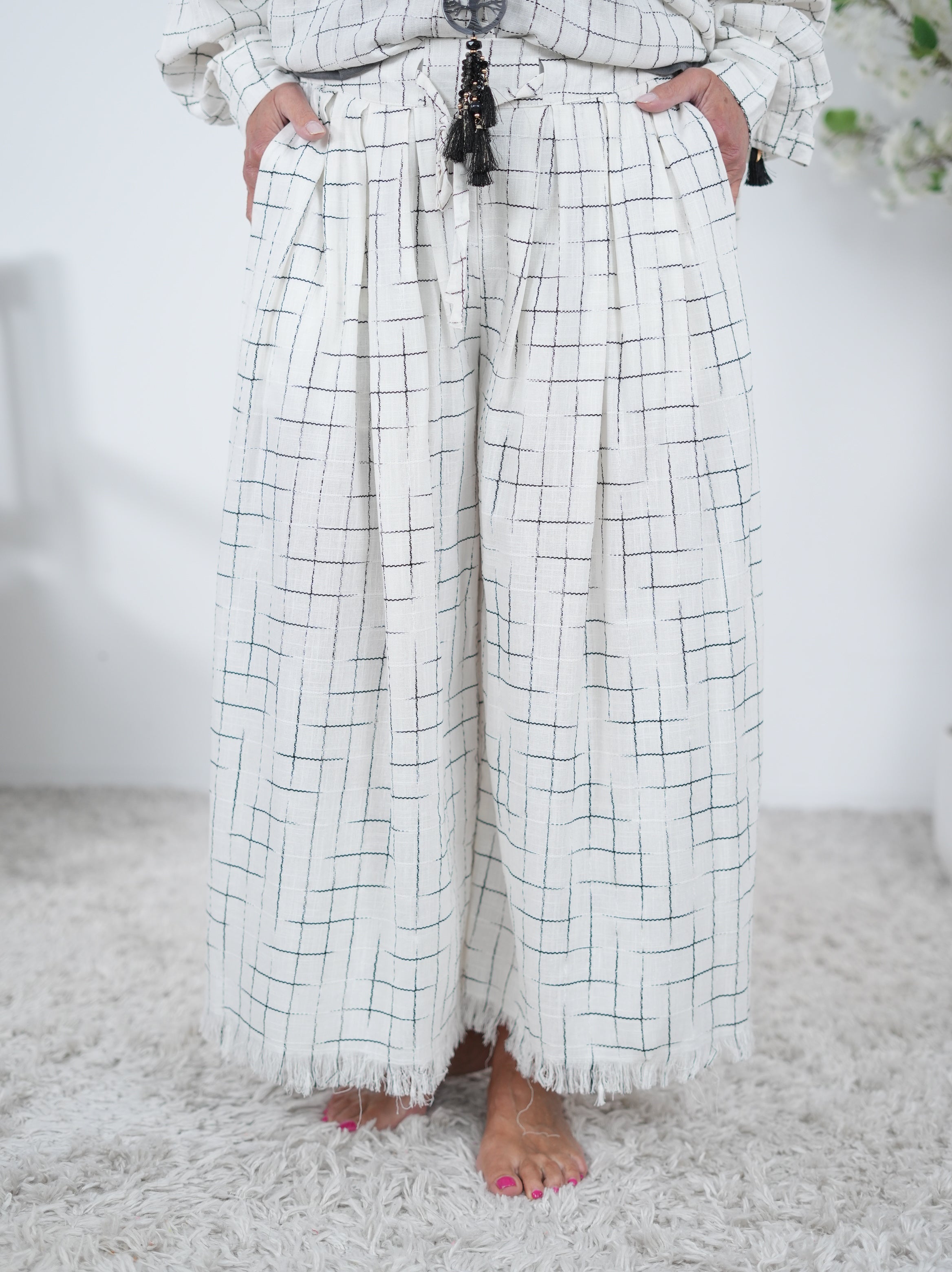 Culotte Hose mit breitem Bündchen Einheitsgröße (ca Gr. 40-44) Weiß