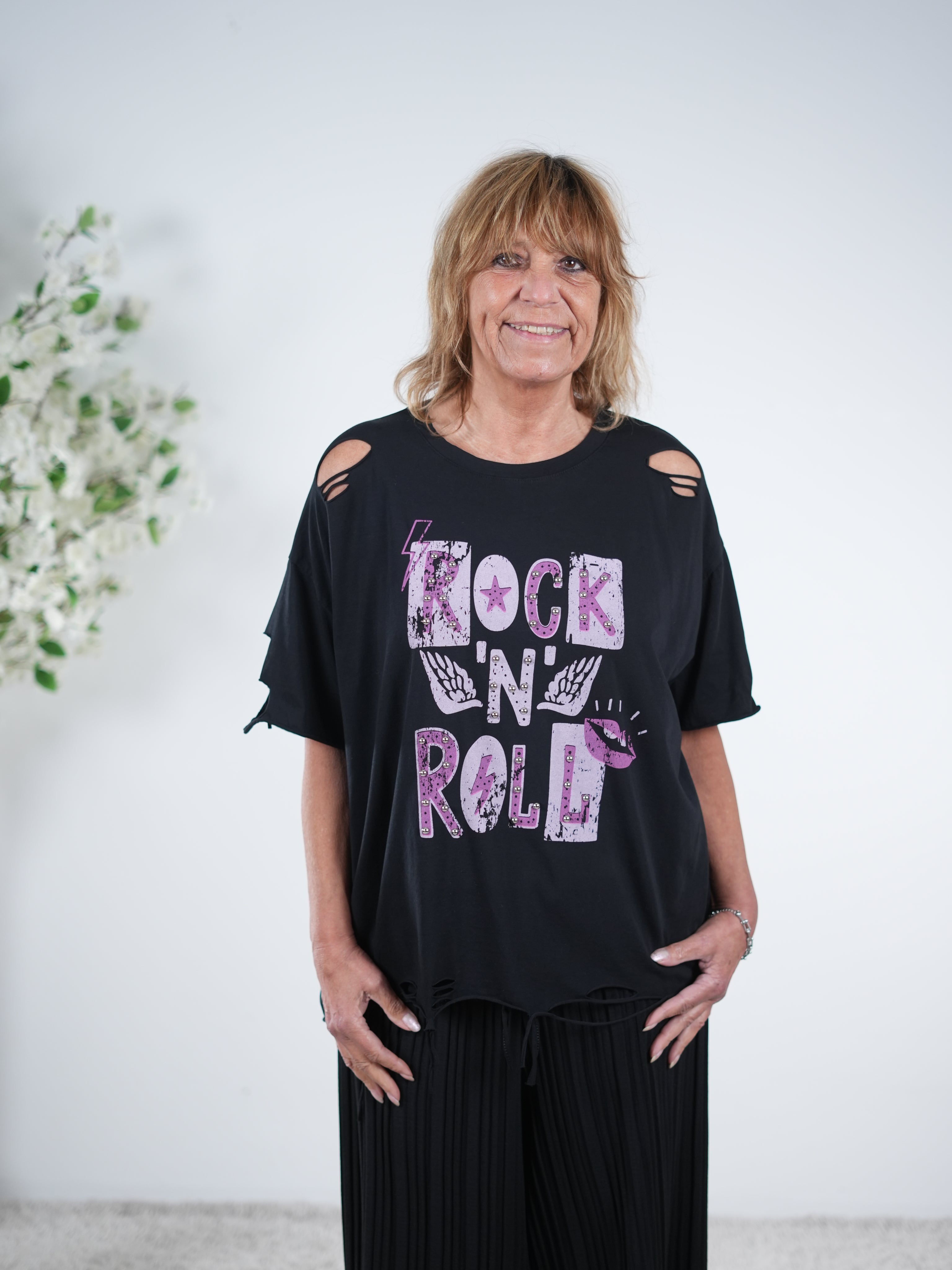 Destroyed Shirt mit Print und Nieten verziert One Size (ca Größe 38-44) Schwarz