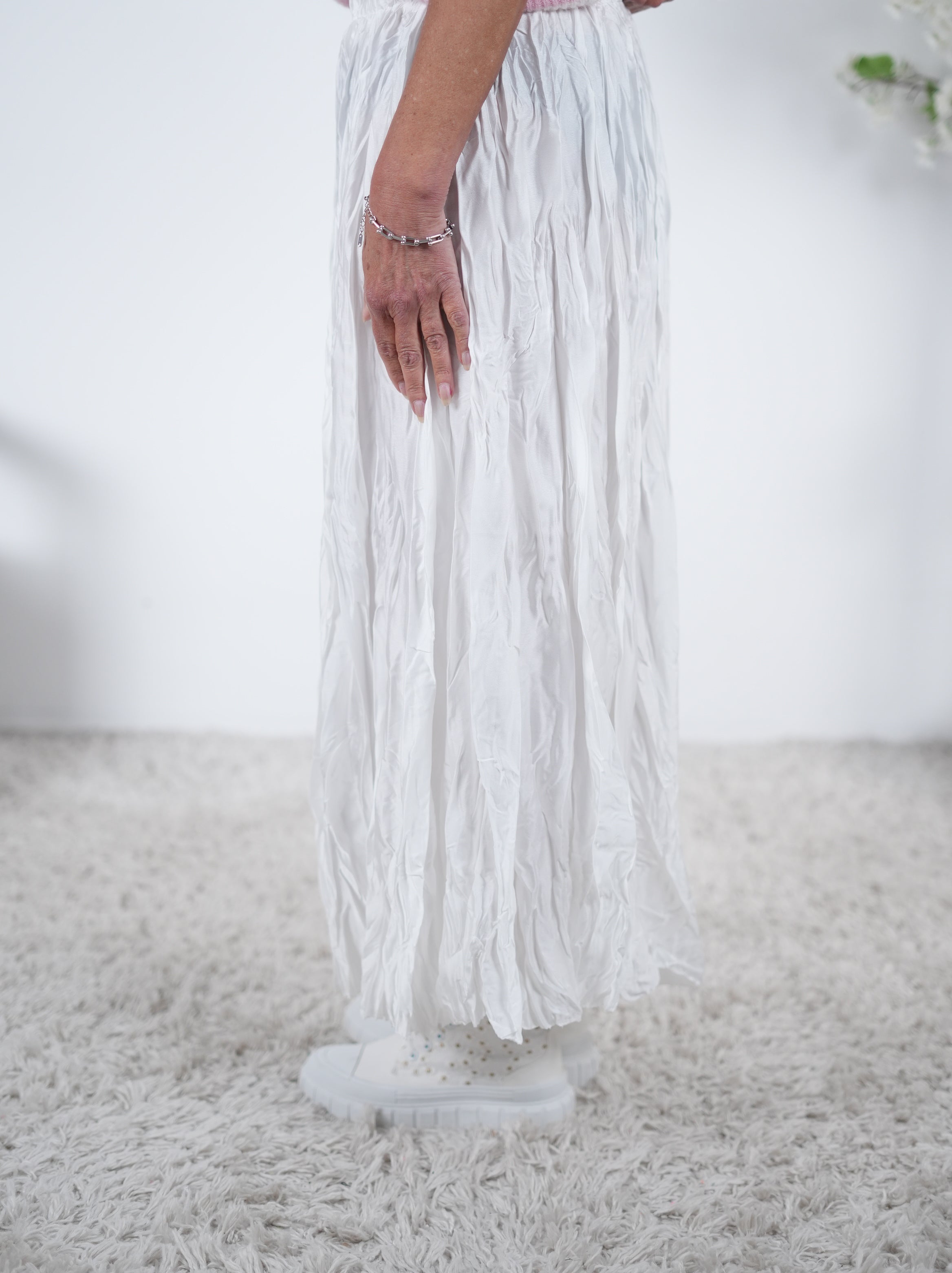 Eleganter Rock im Satin-Glanz