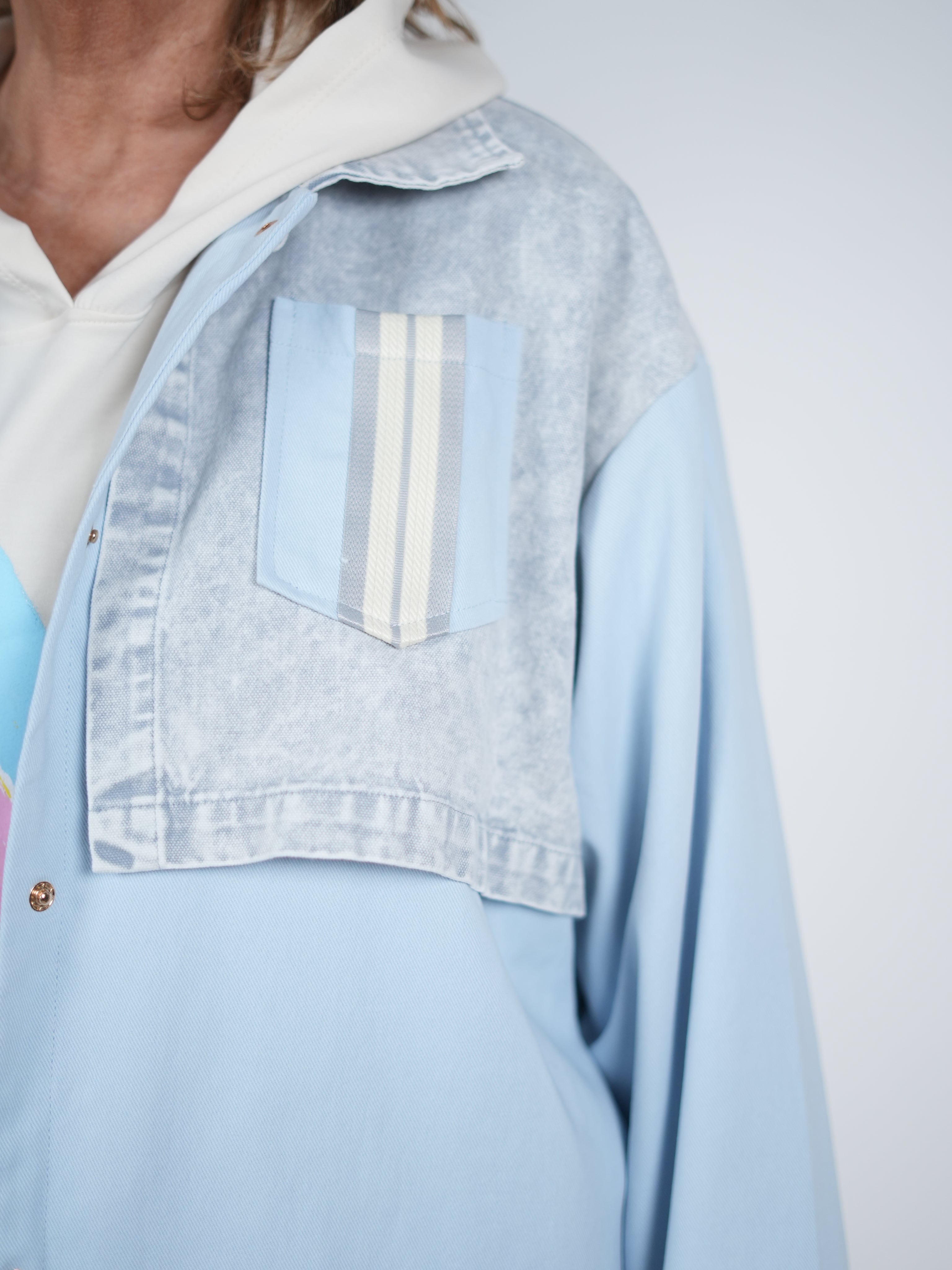 gerade geschnittene Jacke im Hemd Look