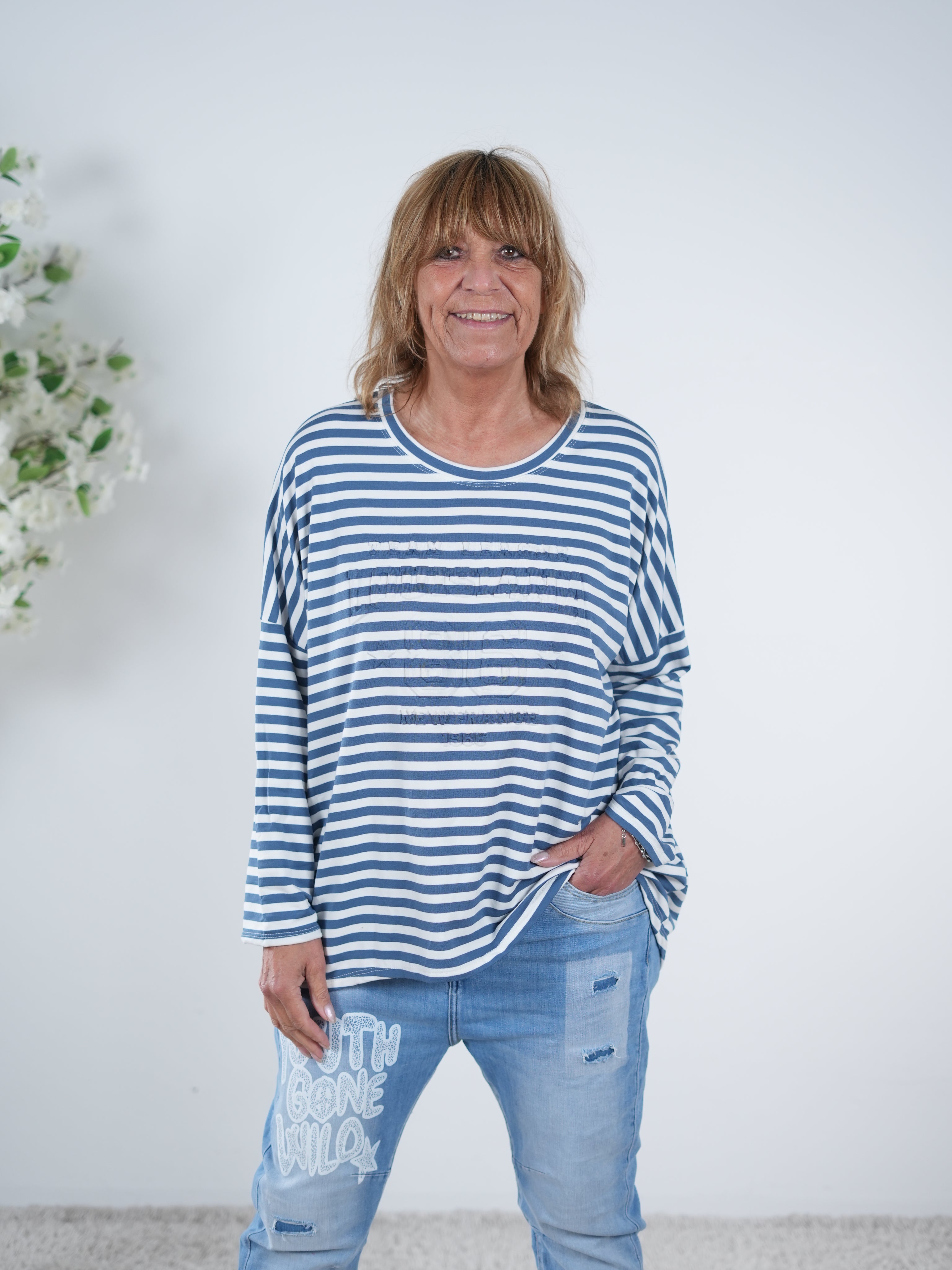 Gestreiftes Shirt mit 3D Motiv One Size (ca Gr. 40 "oversize"-44) Dunkelblau