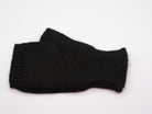 flauschige Handstulpe in schwarz aus Viskose. Perfekt für kalte Wintertage. 