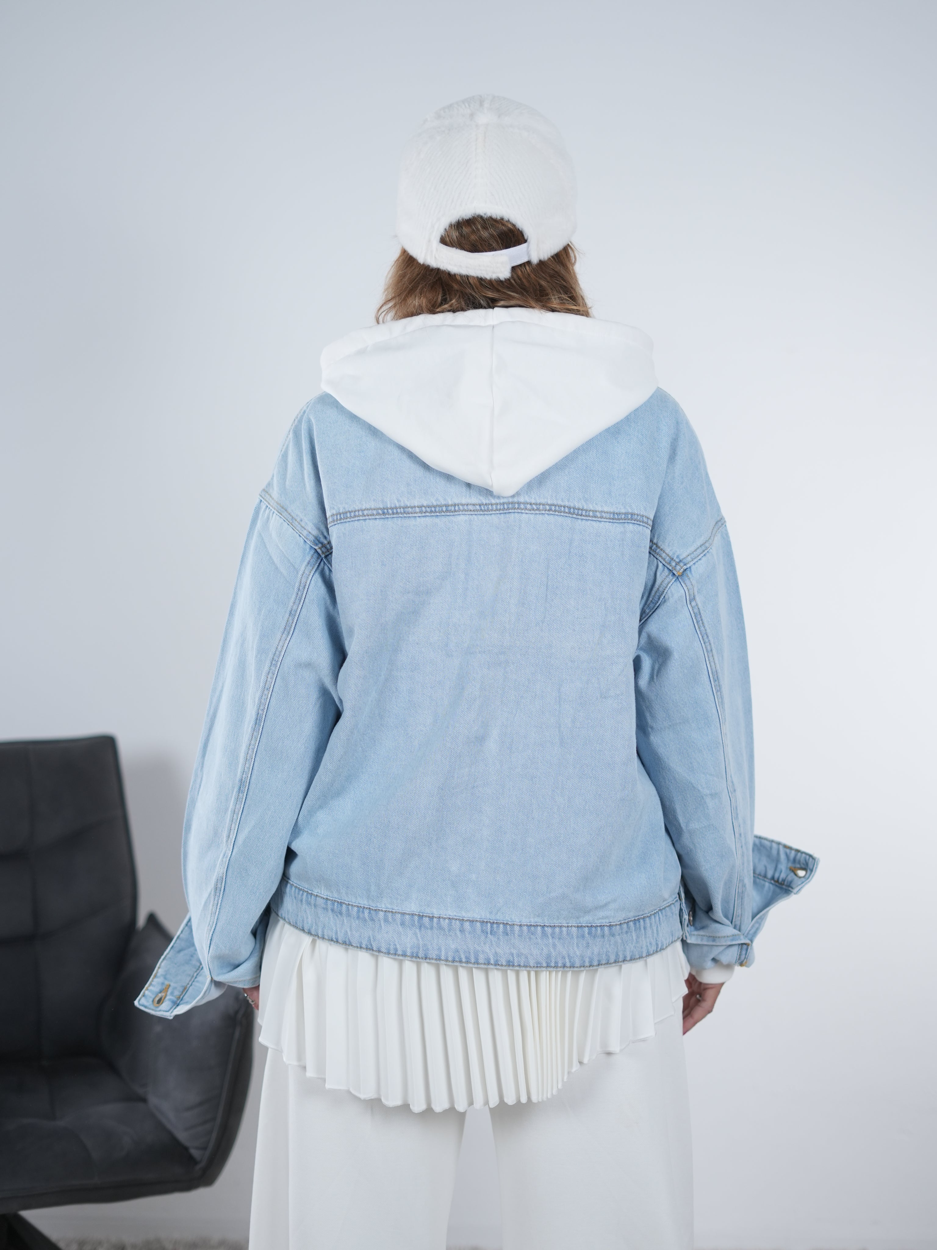 Jeans Jacke mit Bändchen