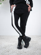 Joggy mit breiten Streifen