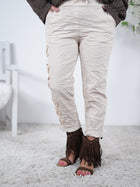 Jogpant mit aufgenähtem Schriftzug am Bein