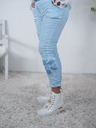 Jogpant mit Häkeleinsatz