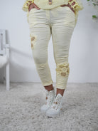 Jogpant mit Häkeleinsatz Einheitsgröße (ca Gr. 38-42) Gelb