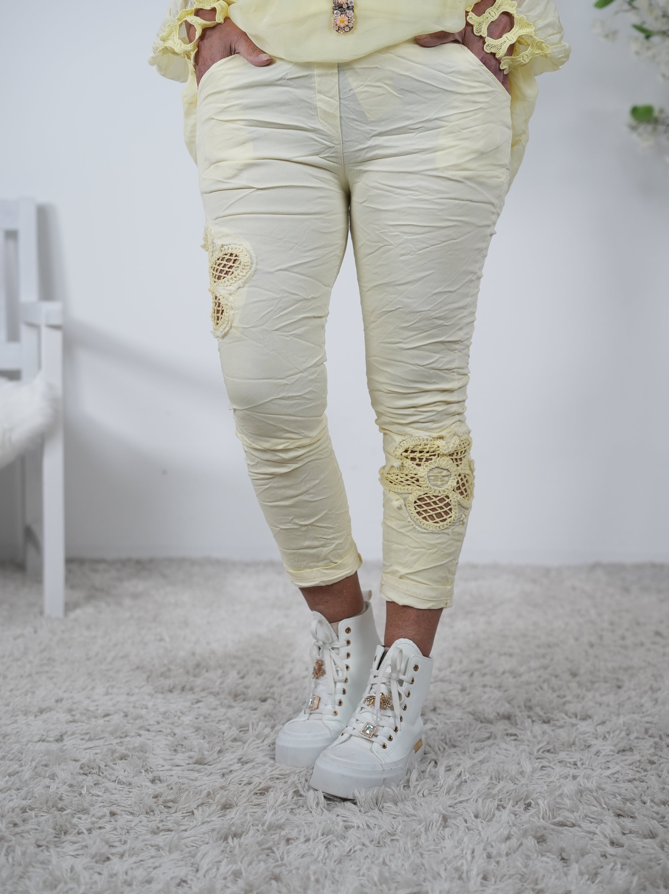 Jogpant mit Häkeleinsatz Einheitsgröße (ca Gr. 38-42) Gelb