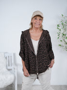 lässige Jacke im Leo Look aus Viskose Einheitsgröße (ca Gr. 38 "oversize"-44 46) Schoko