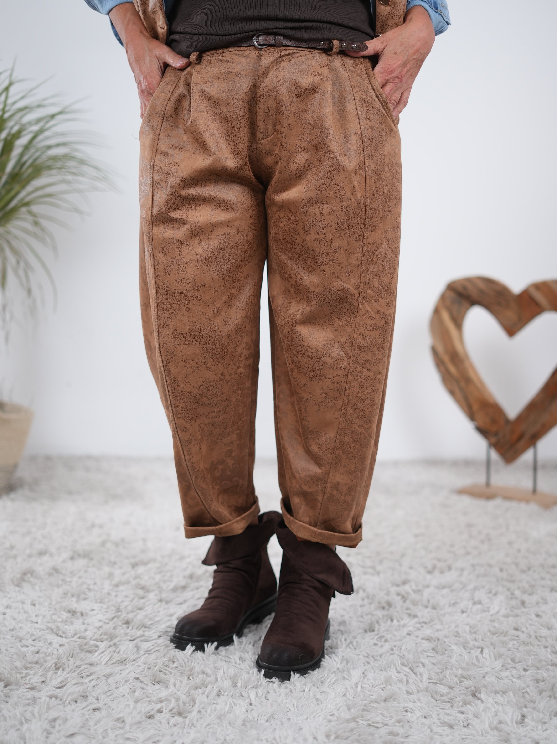 lässige Pants in Waschlederoptik Curry