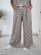 Leichte Marlene Hose im Dot Design Taupe