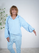 leichter Basic Hoody mit elastischem Ärmelbündchen